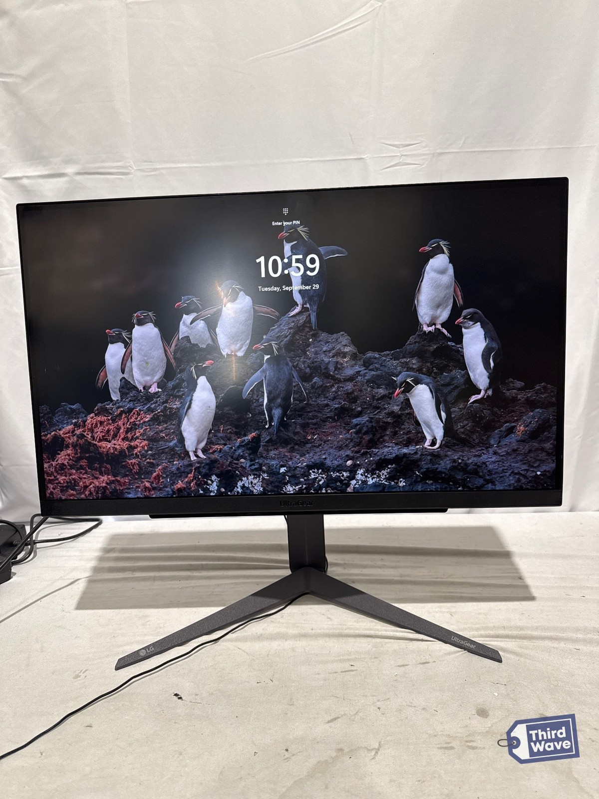 LG UltraGear 27GS75Q-B 27in QHD Gaming Monitor 180Hz 1ms IPS G-SYNC Black