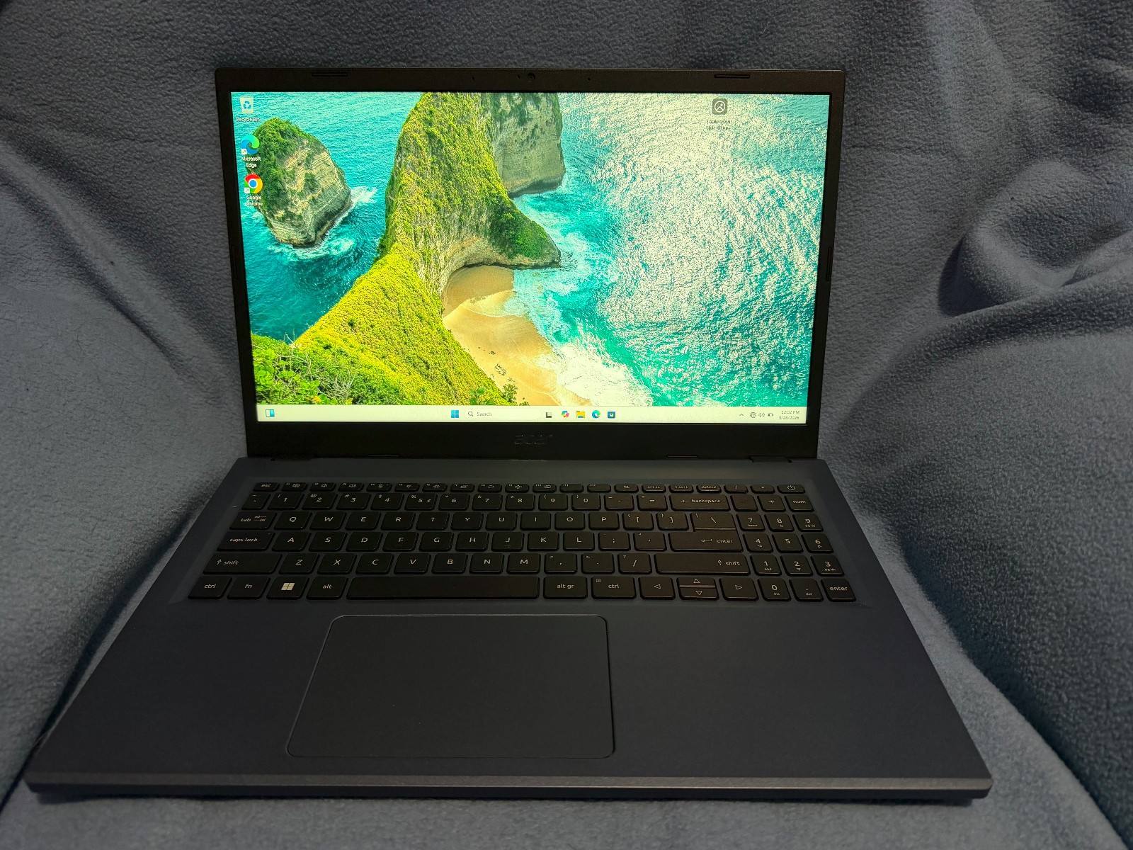 Acer Aspire 3 A315-24PT-R1L8  15.6" AMD Ryzen 7520U, 16GB RAM, 256GB SSD TOUCH