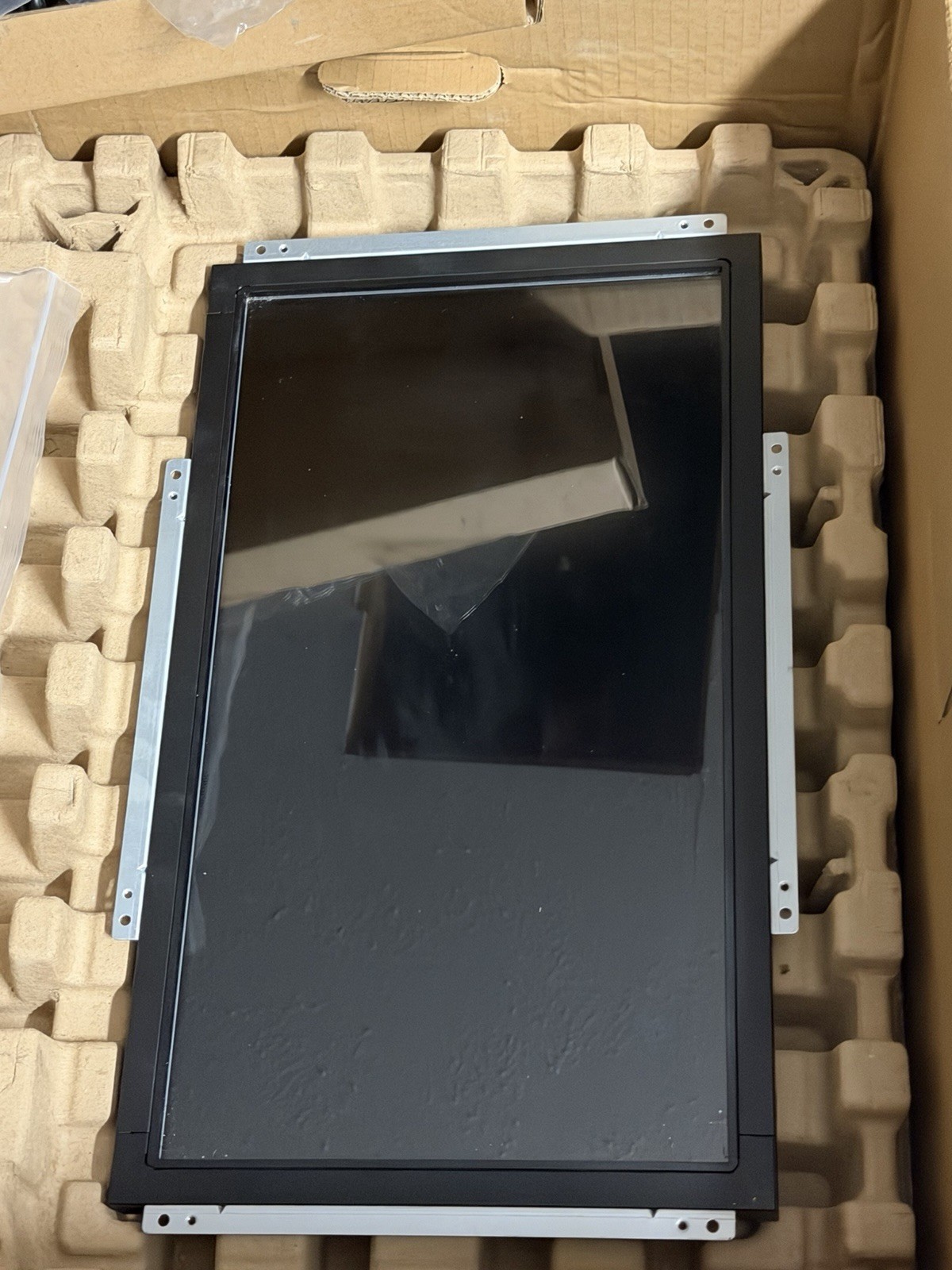 Elo ET2202L-2UWA-0-BL-G 22in Touch LCD 1080p HDMI/VGA Black E351600