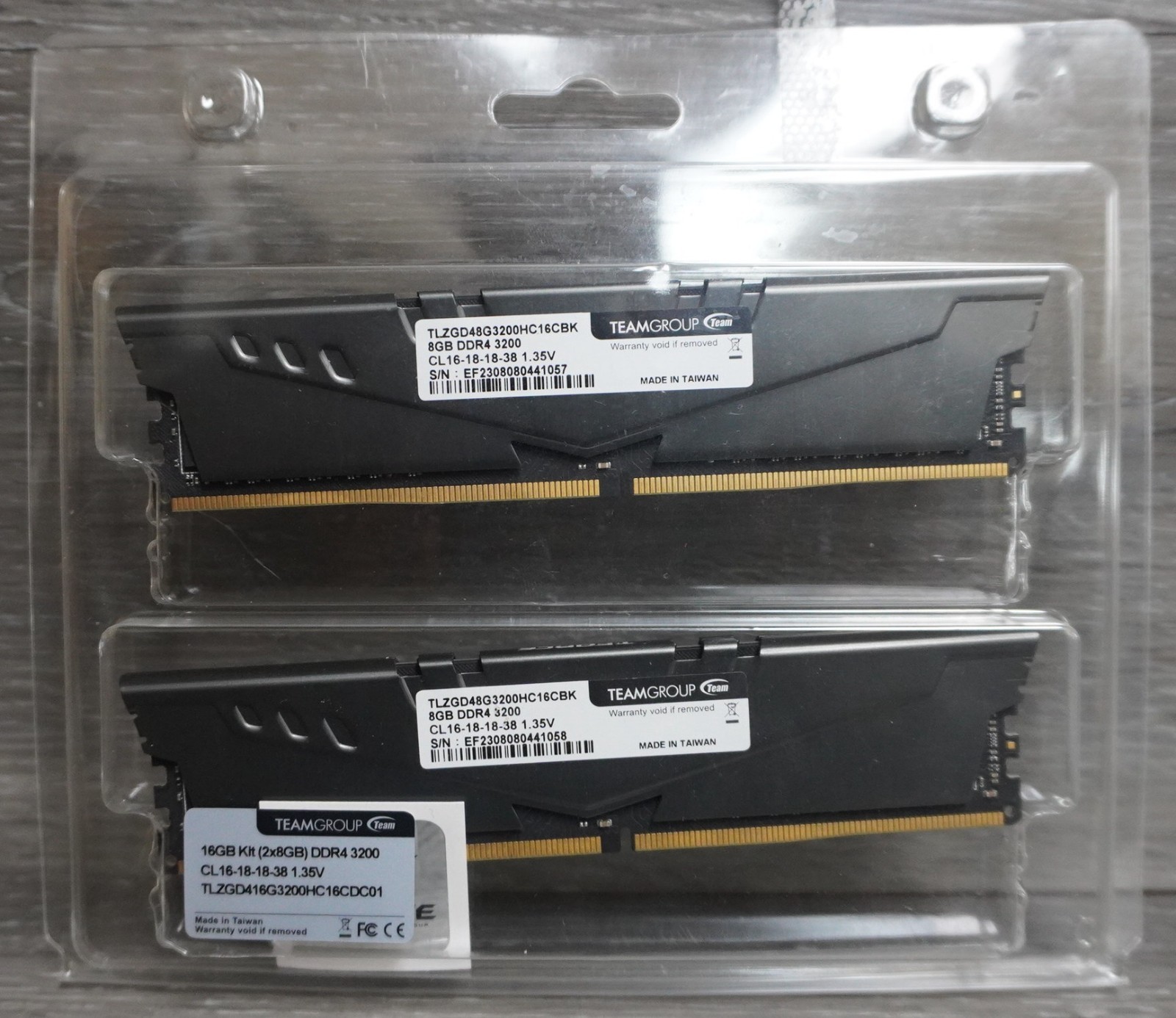 TeamGroup Vulcan Z 16GB (2x8GB) RAM DDR4 3200MHz TLZGD48G3200HC16CBK