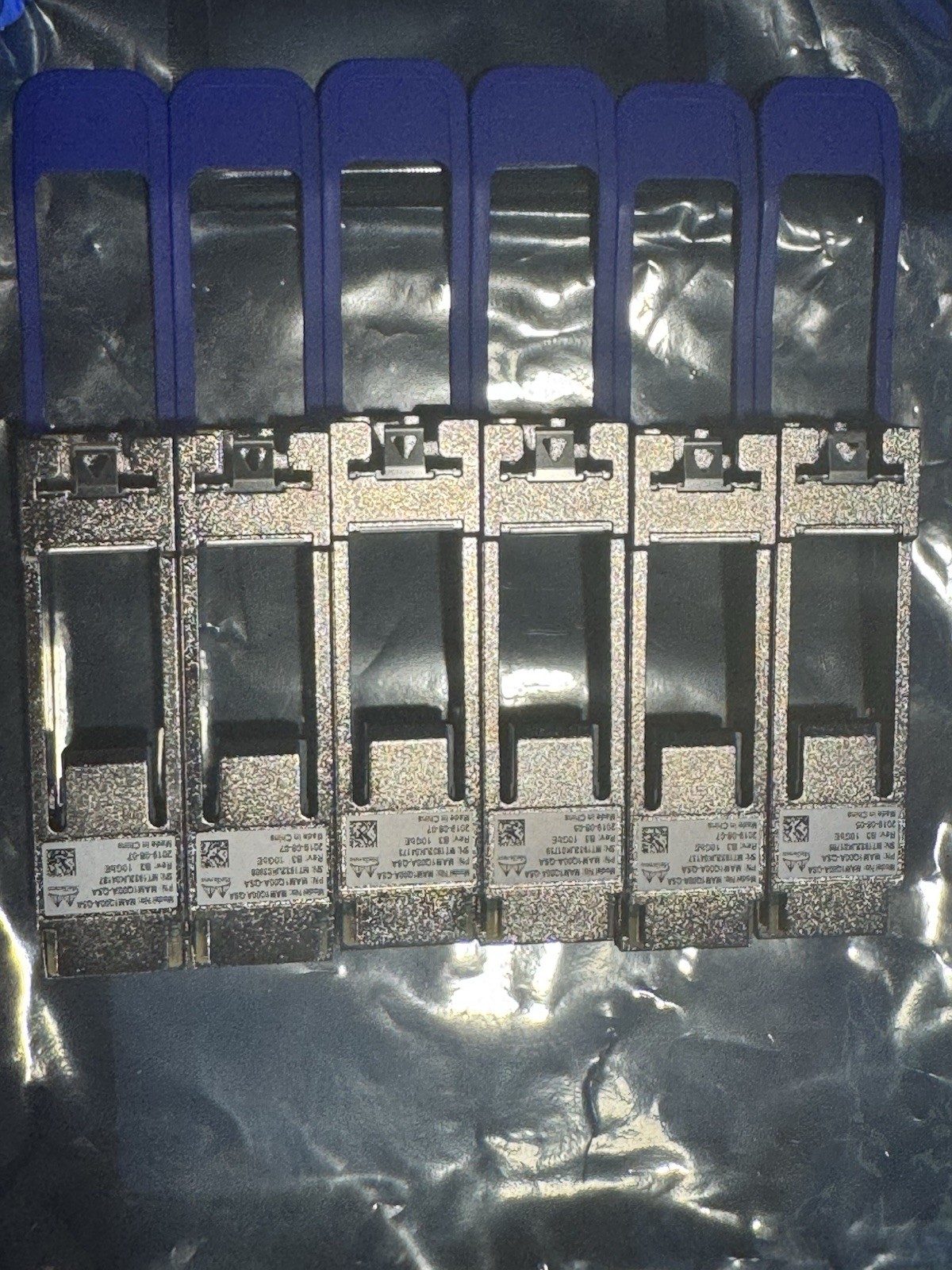 Mellanox MAM1Q00A-QSA Rev B3 QSFP+-to-SFP+ 40G/10G Adapter Transceiver