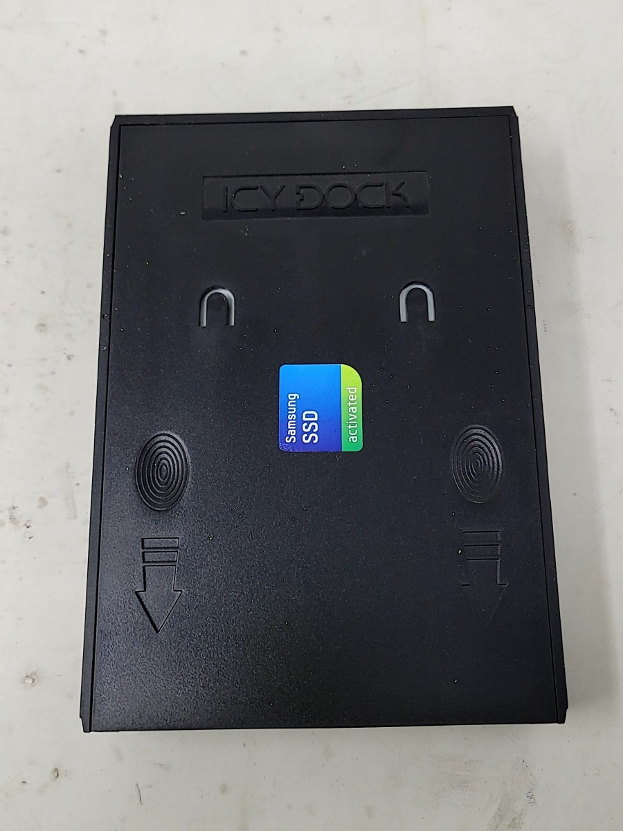 Icy Dock MB882SP-1S-1B Caddy Converter 2.5" to 3.5"