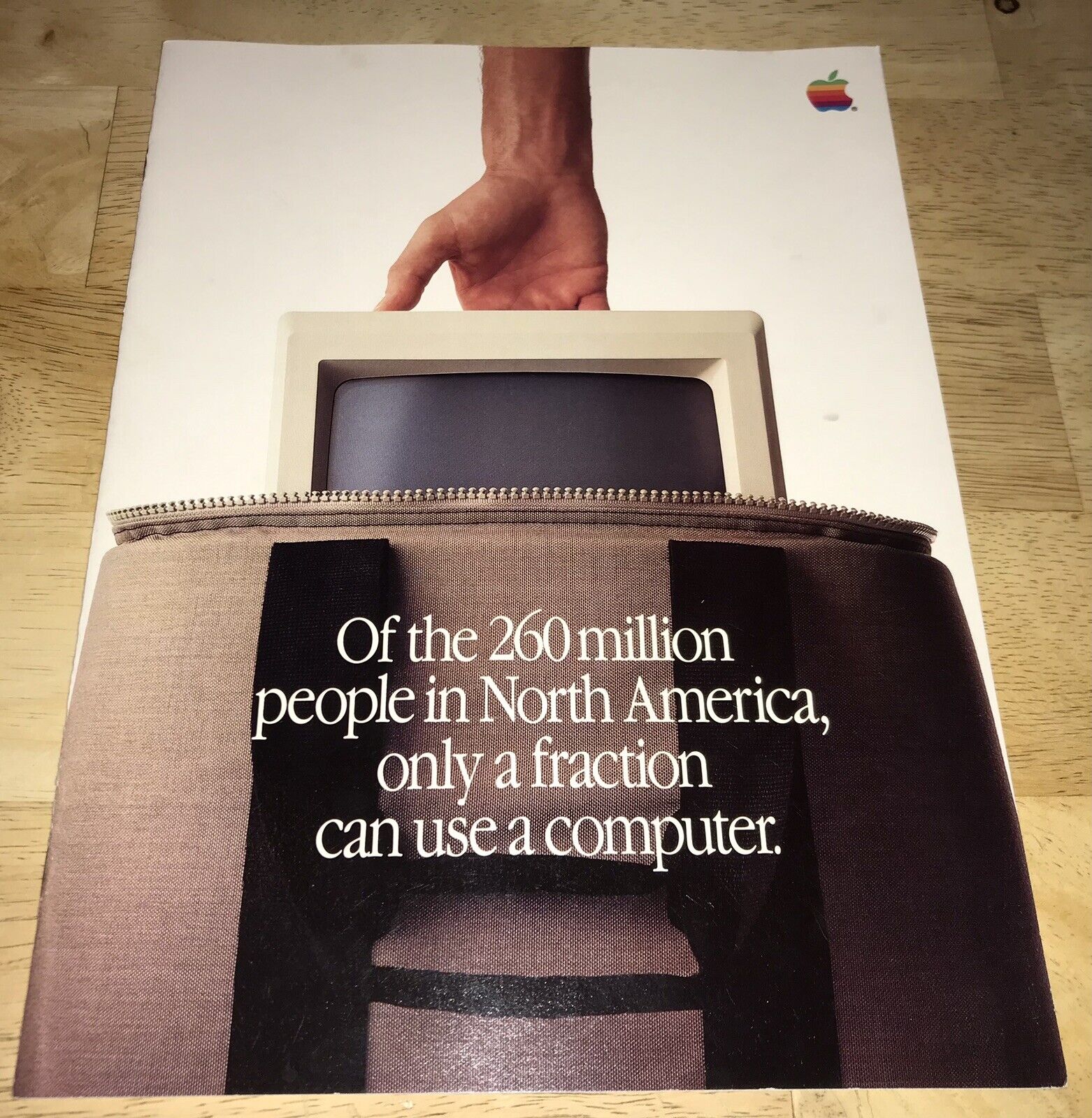 RARE 1984 Macintosh 128K M0001 Large Apple Dealer Mac Advertising Brochure NICE
