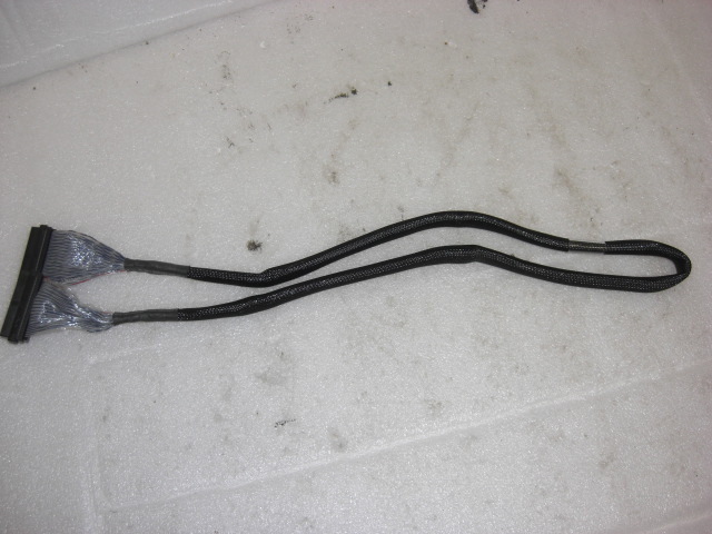 HP 166298-031 40" Internal LVD SCSI Cable TESTED