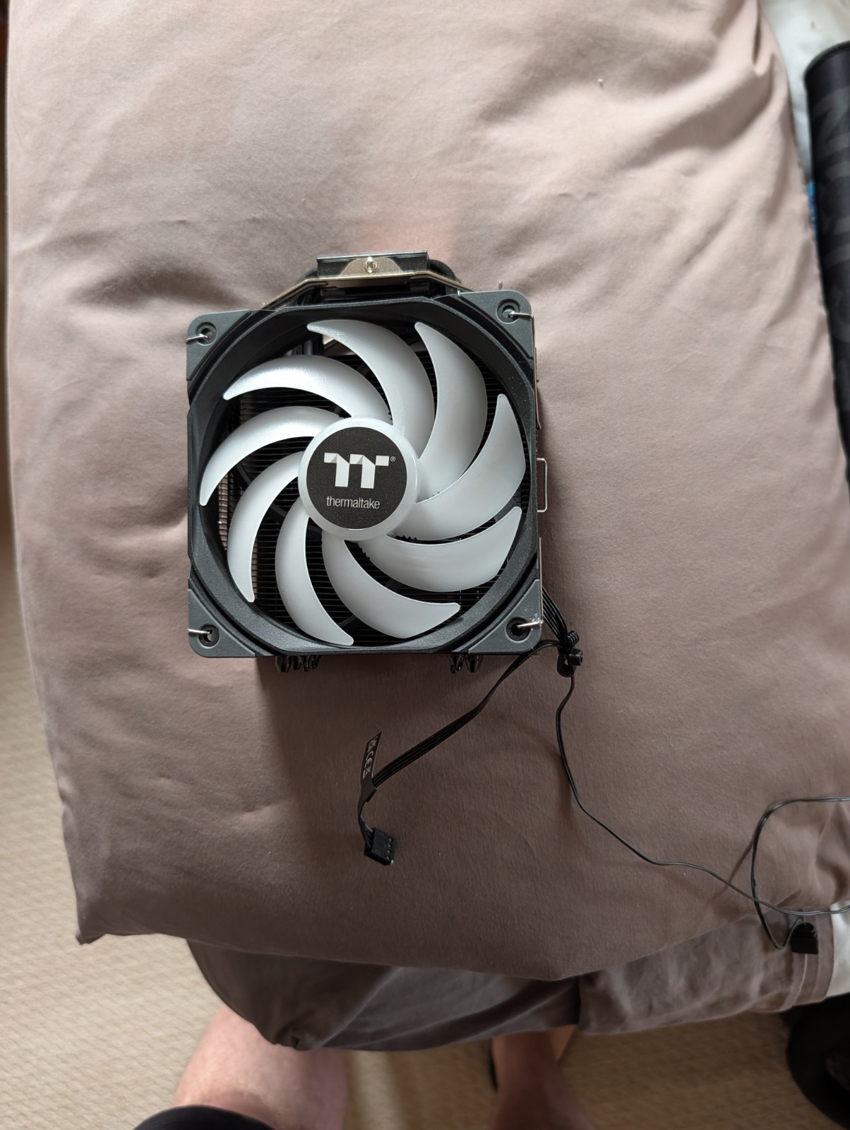 thermaltake cpu cooler RGB
