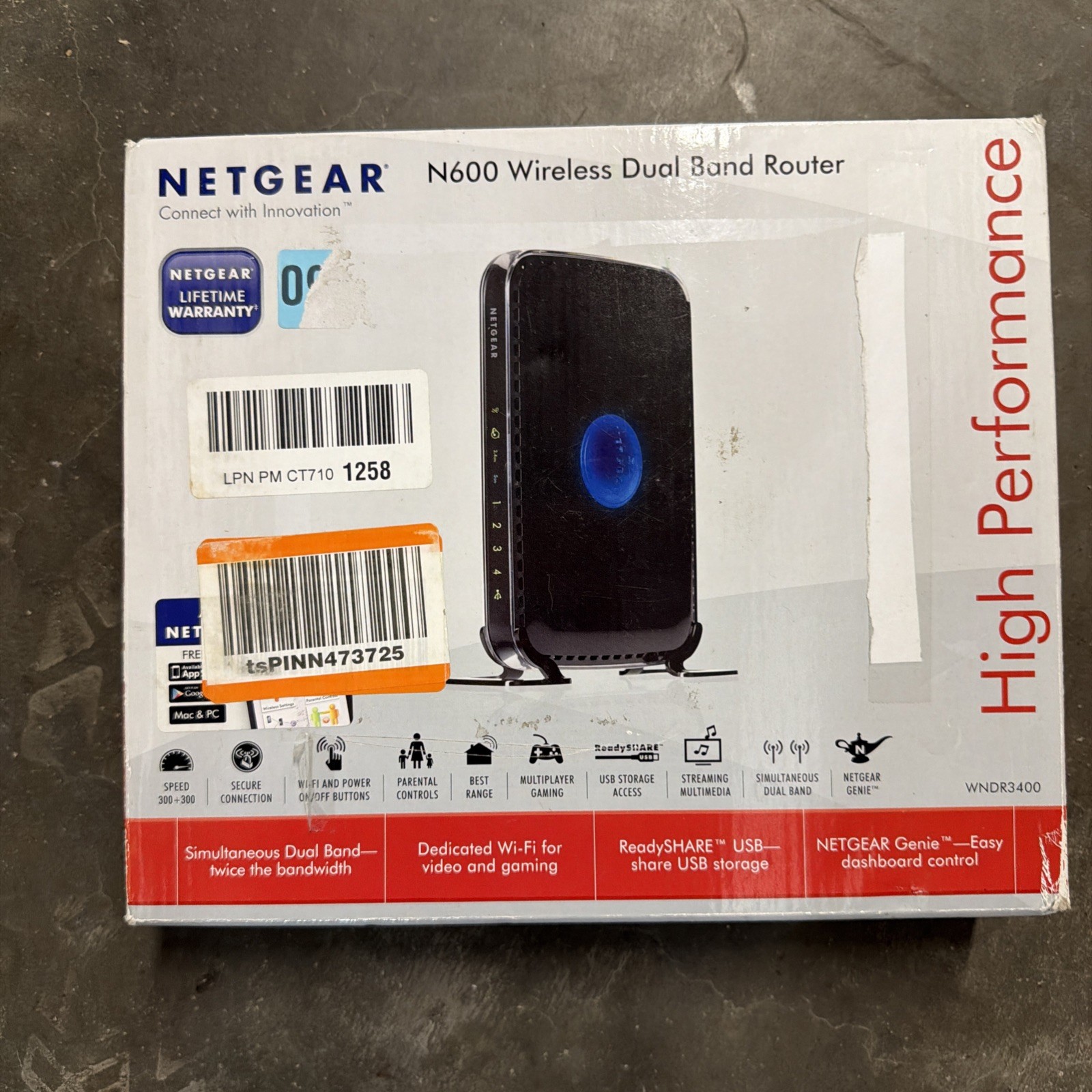 Netgear N600 300 Mbps 4-Port Gigabit Wireless N Router (DGND3700)