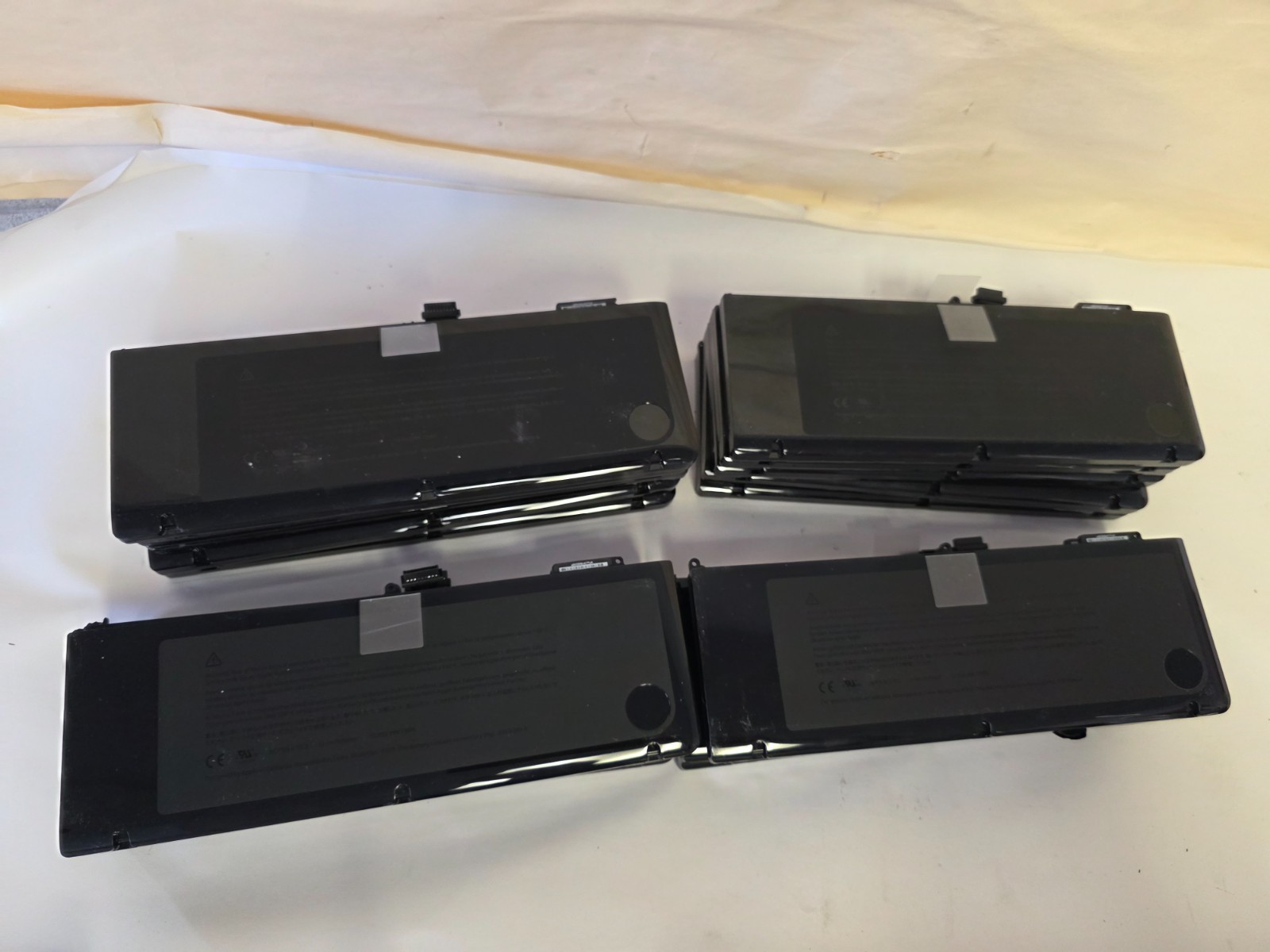 LOT OF 18 Genuine Apple A1321 Battery for MacBook Pro 15" 2009 2010