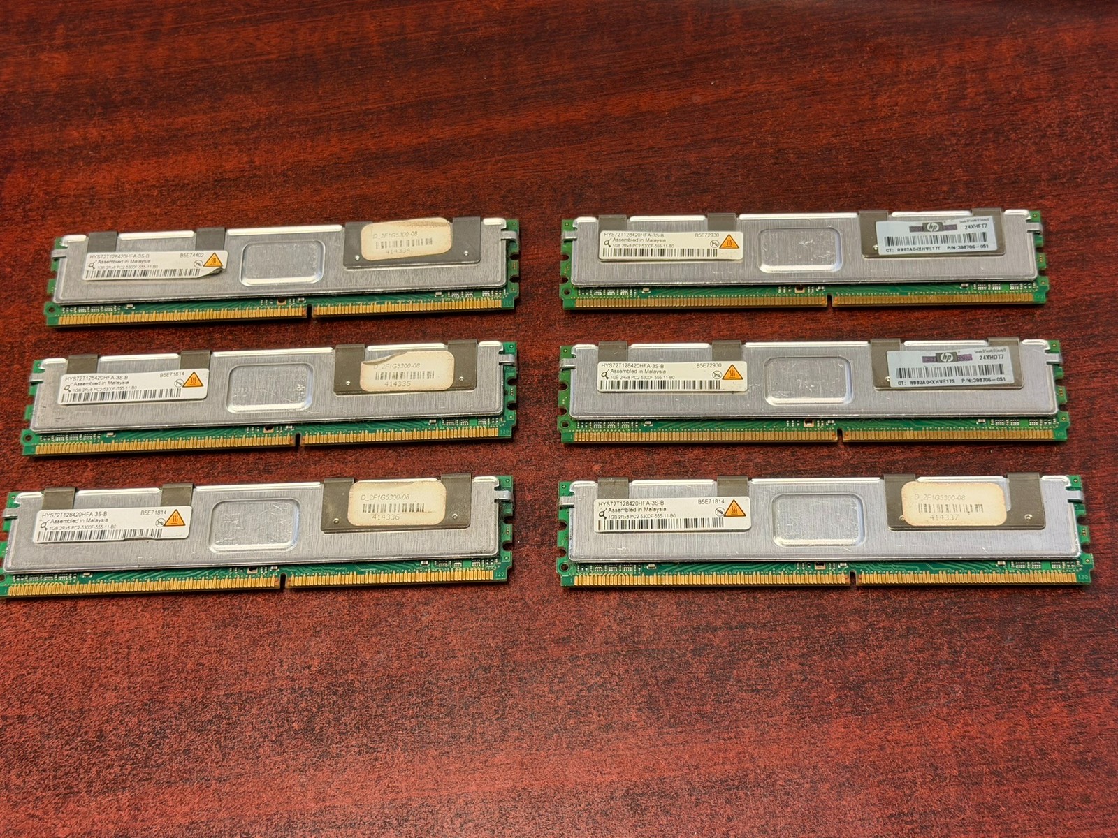 Hynix 6GB (6 x 1GB) PC2-5300F DDR2 667 ECC Memory Kit HYS72T128420HFA-3S-B