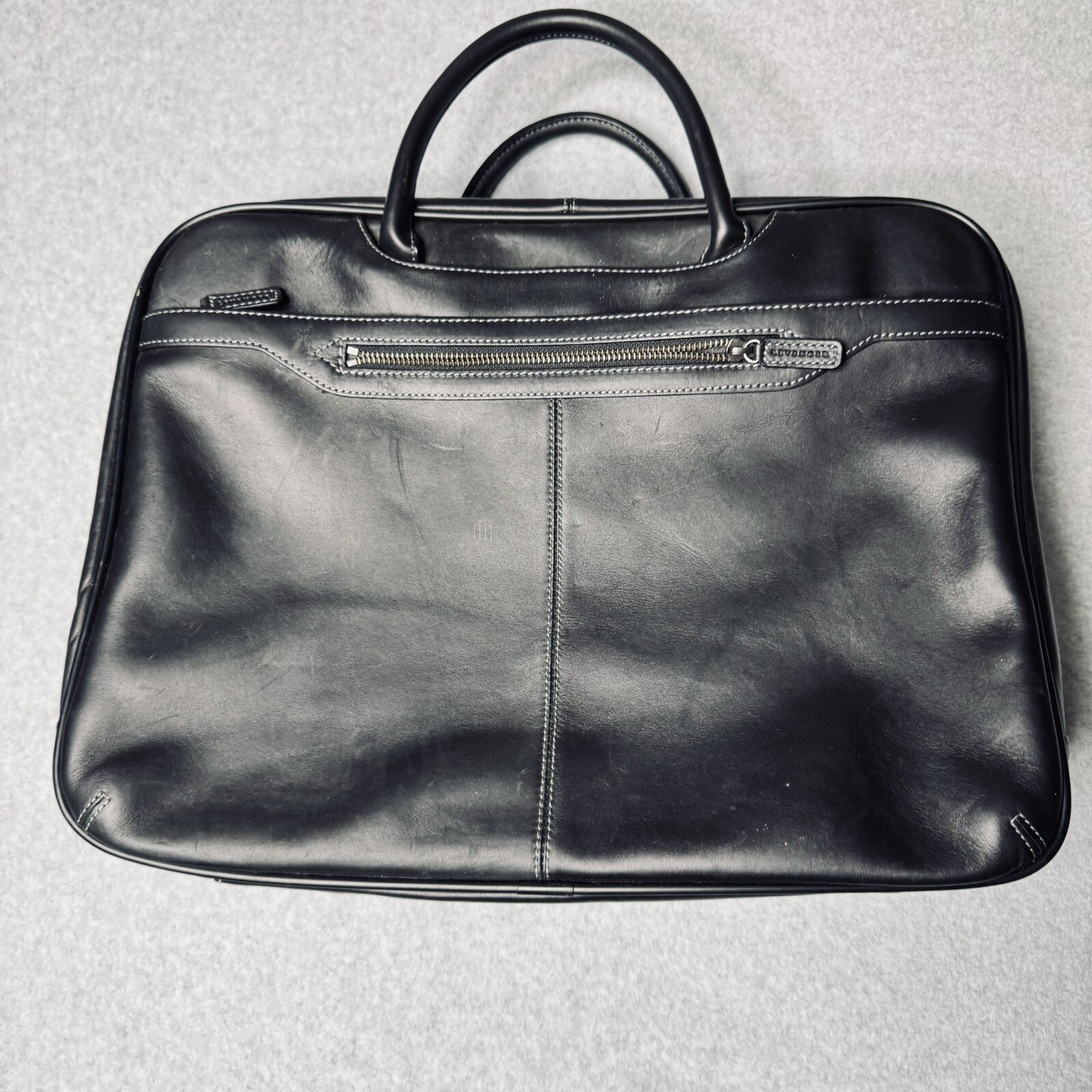 Levenger Black Leather Messenger Bag Briefcase Crossbody Shoulder Strap Zips