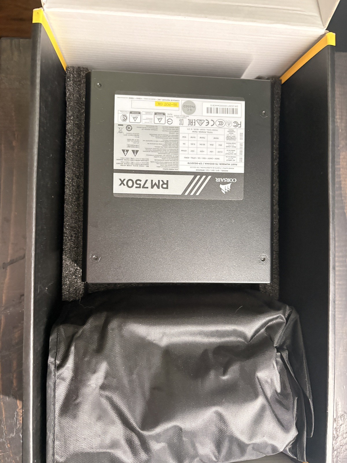 CORSAIR RM750x Shift Series ATX Fully Modular 80plus Gold Power Supply 750w