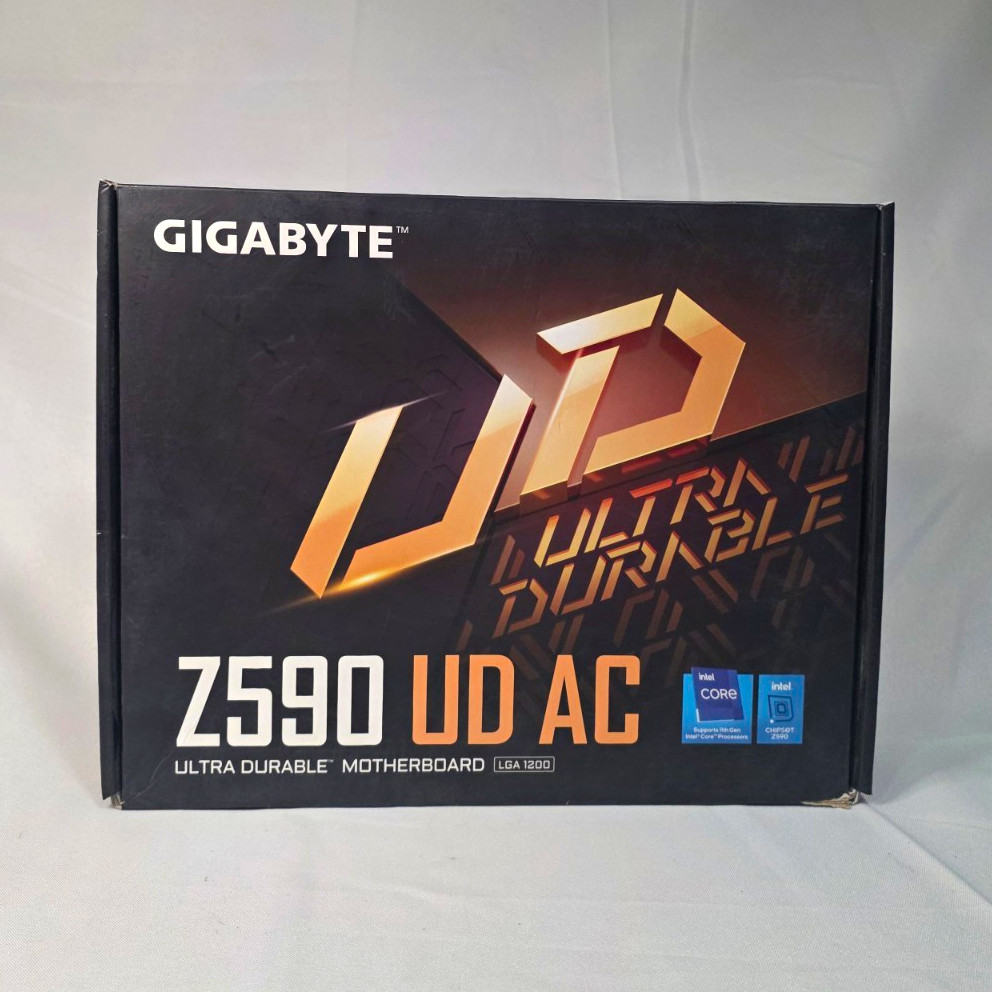 GIGABYTE Z590 UD AC ATX LGA1200 WiFi 2.5GbE USB3.2 4xDDR4 M.2