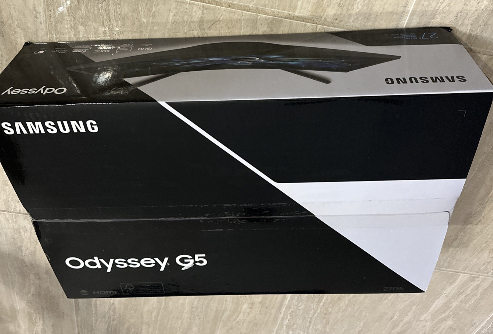 SAMSUNG 27" Odyssey G55C QHD 165Hz 1ms (MPRT) Curved Gaming Monitor  LS27CG552EN