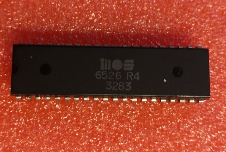 MOS 6526 CIA Chip for COMMODORE 64/128 Genuine part Tested & working. 3283
