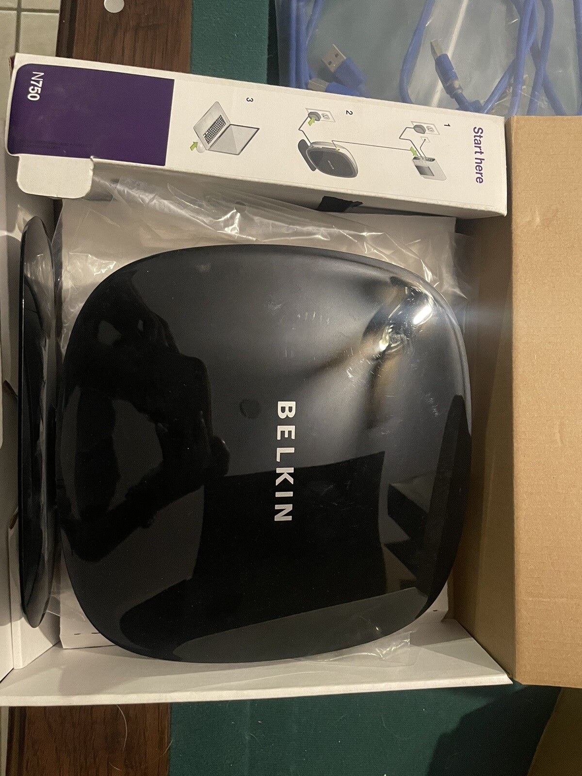 Belkin N750 900 Mbps 4-Port Gigabit Wireless N Router (F9K1110)