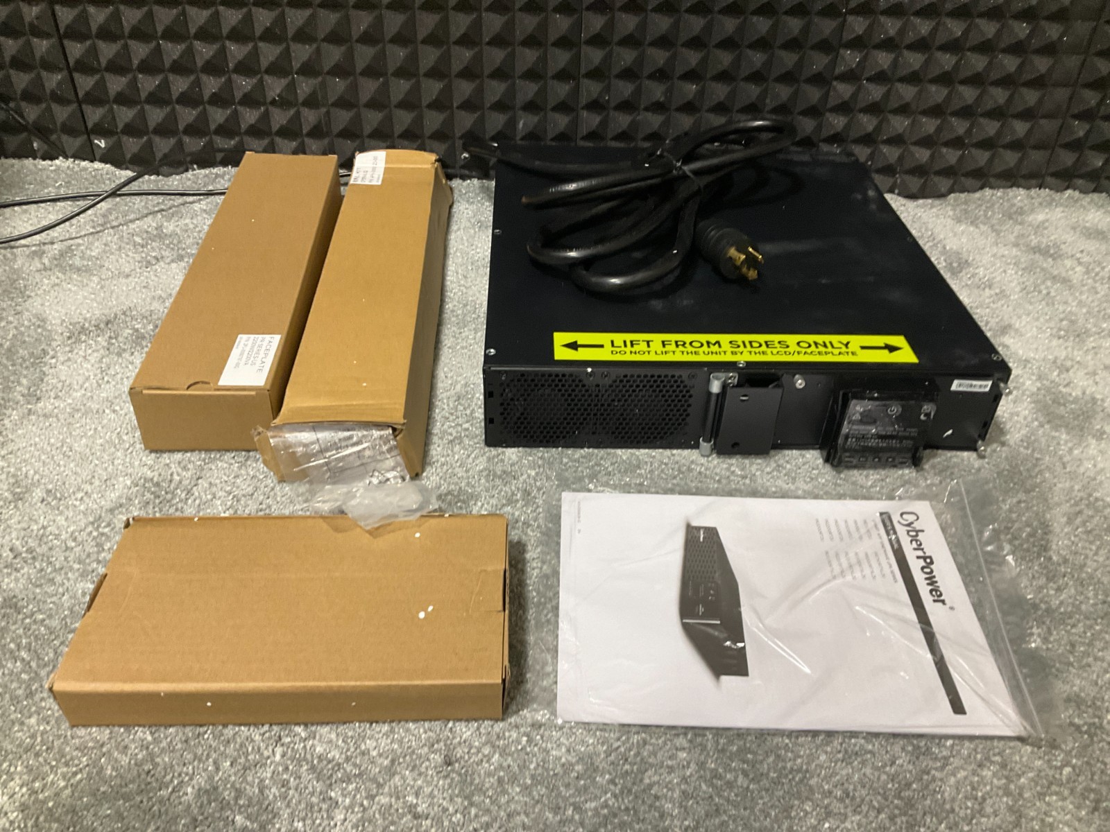 CyberPower 2200VA Sinewave PR2200RTXL2U ✅❤️️✅❤️️ Open Box ✅❤️️✅❤️️