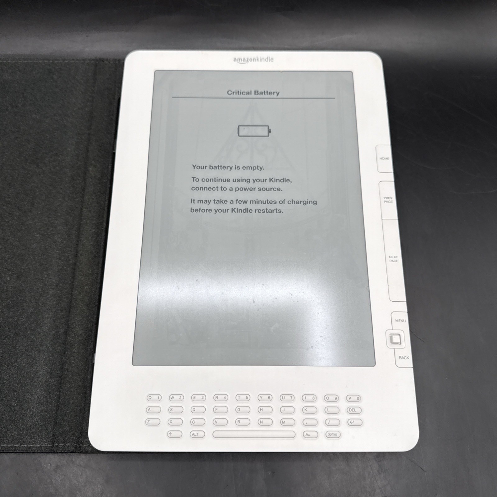 Amazon Kindle DX 2nd Generation Model D00611 -  BROKEN