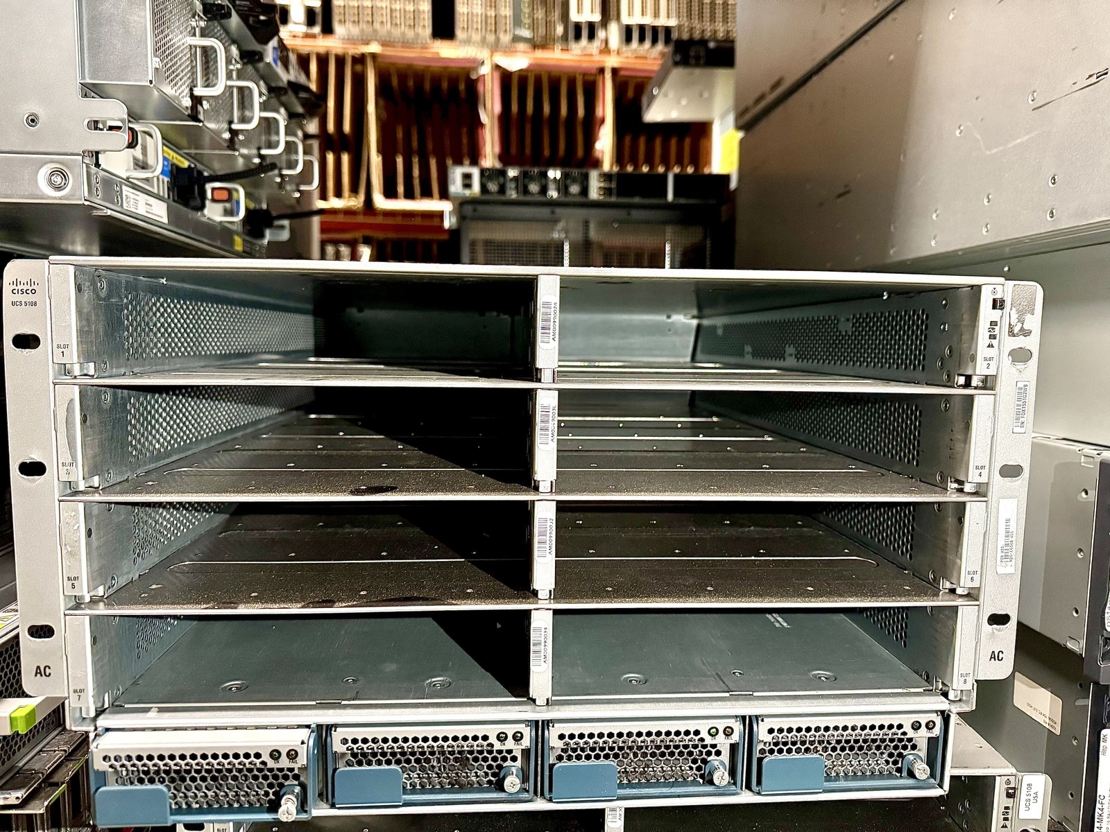 Cisco N20-C6508 UCS 5108 BLADE CHASSIS