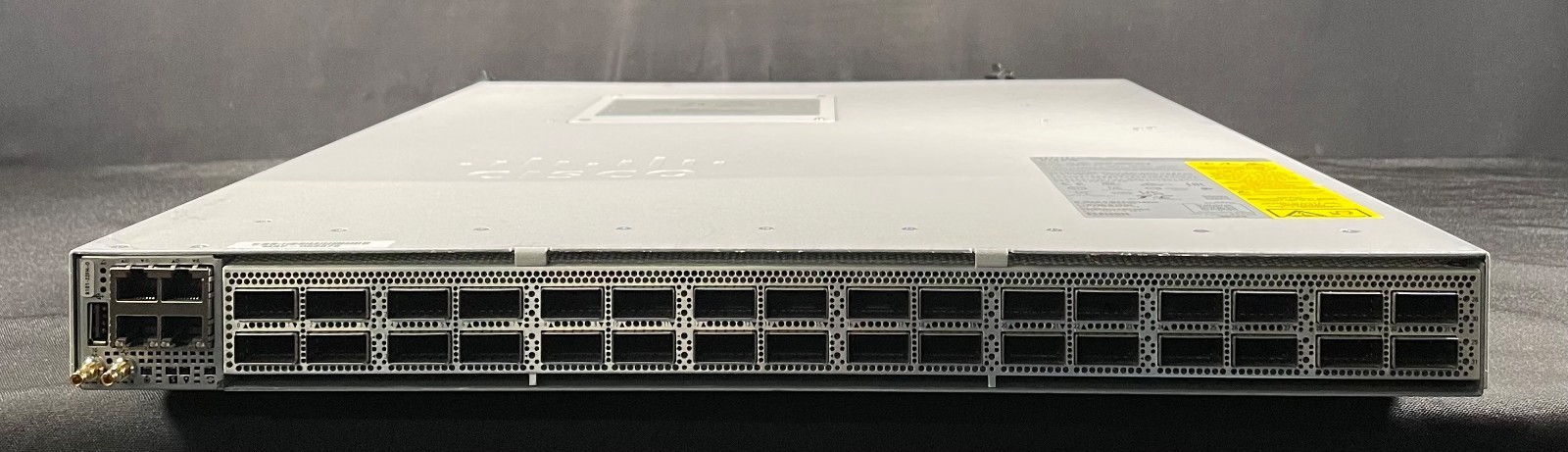 Cisco 8000 Series 8101-32FH-O  32 Port 32x400G QSFPDD  Switch -Same Day Shipping