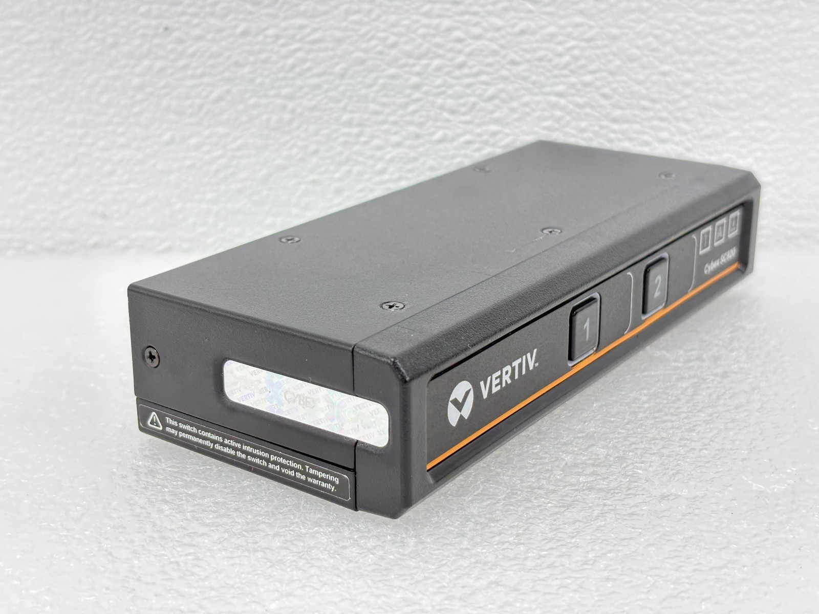 USED | Vertiv SC820 Cybex SC 2-Port Displayport Secure KVM Switch Only - Black
