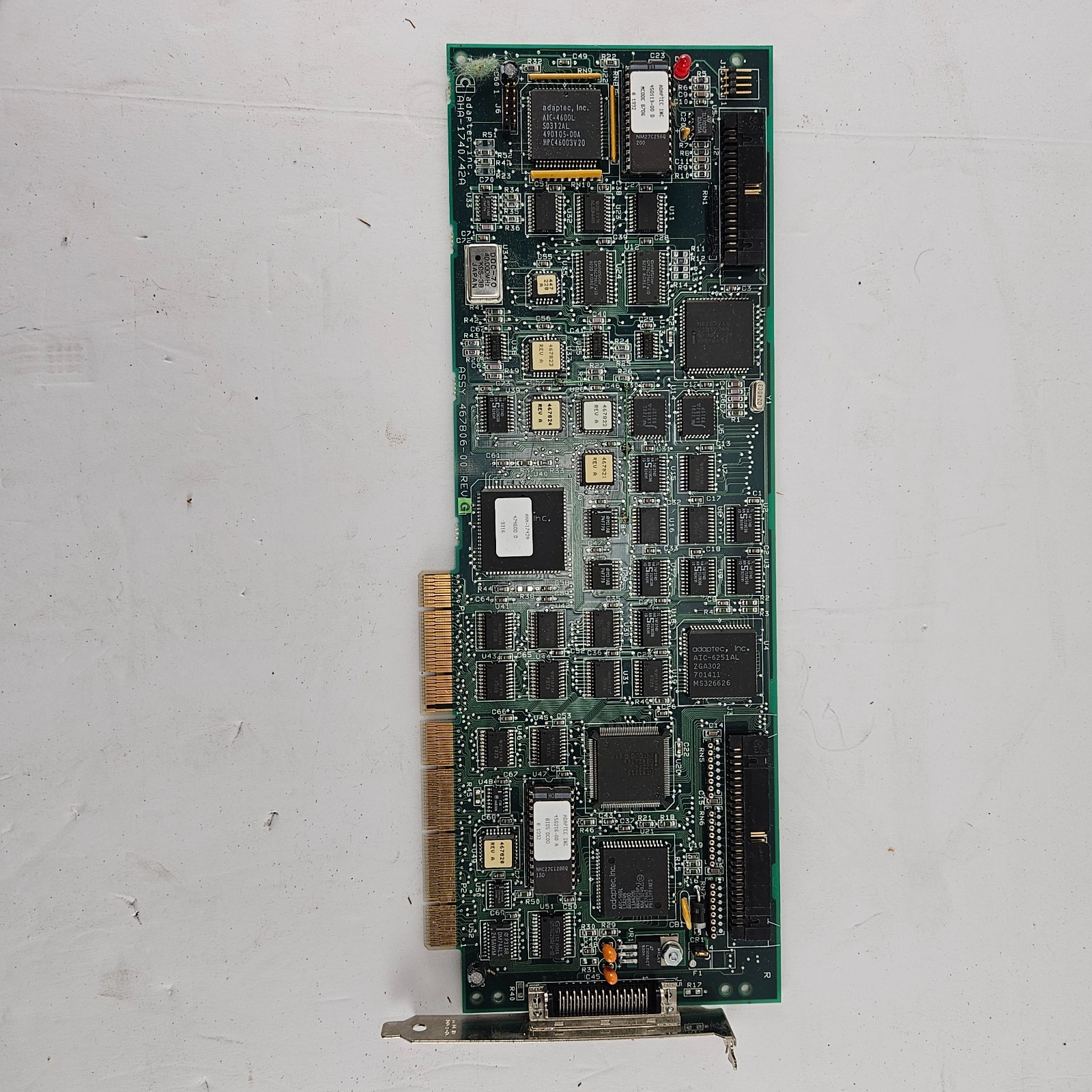 ADAPTEC AHA-1740/42A EISA FAST SCSI-2 CONTROLLER CARD 467806-00,  30-40383-01