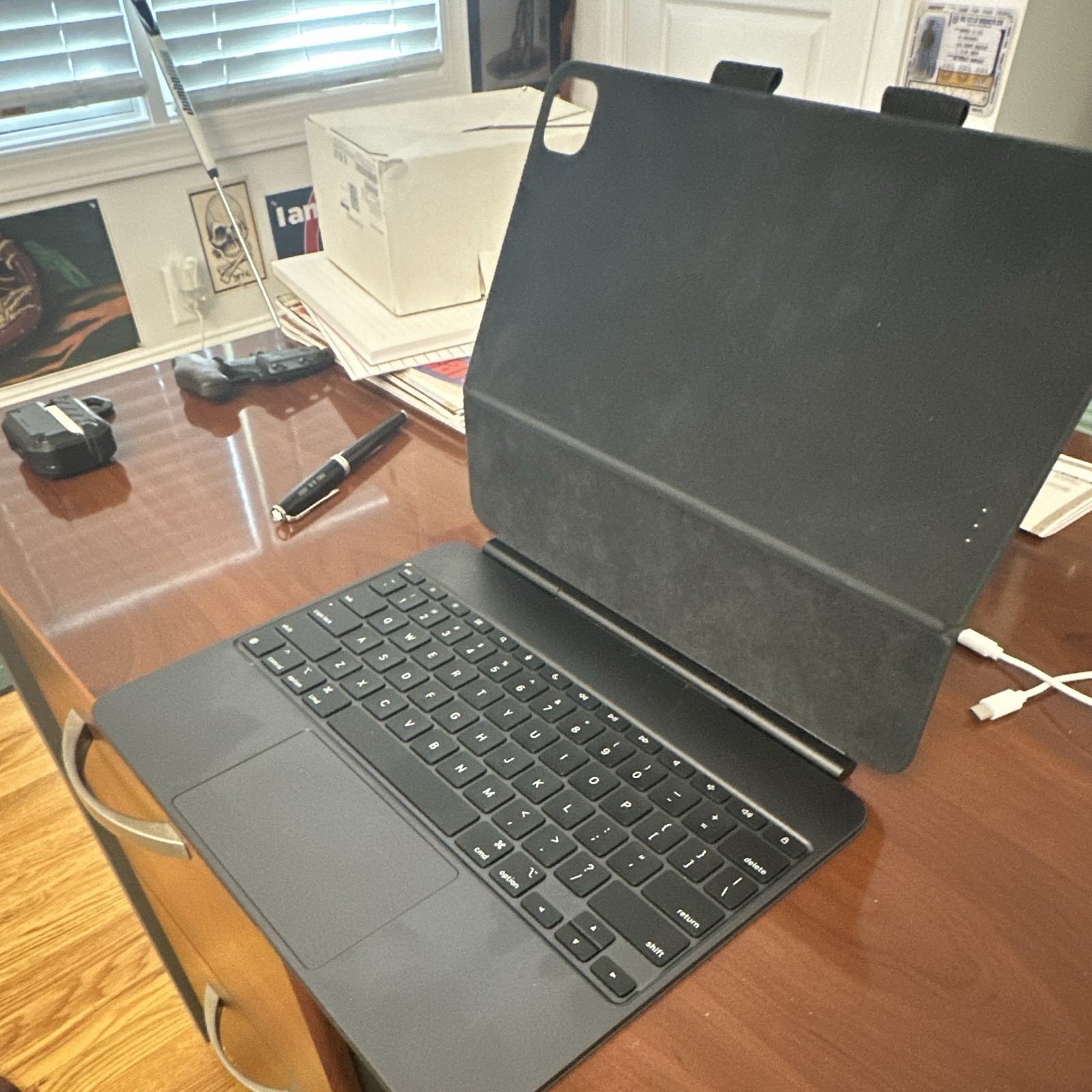 Apple Magic Keyboard Keyboard Folio for iPad Pro, Black Leather Case