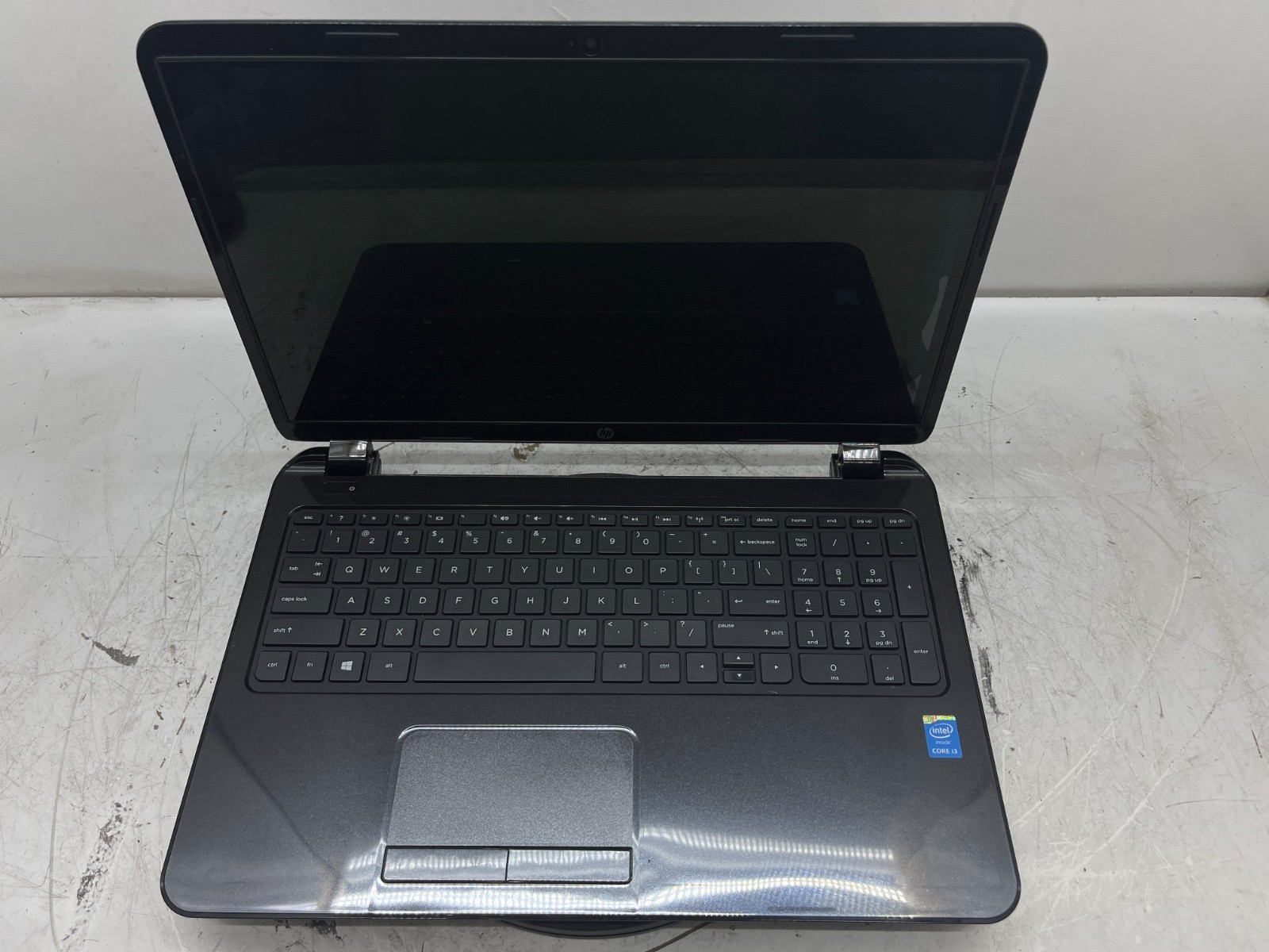 HP 15-R052NR TS Intel i3-4005U 1.7GHz 4 GB NO HDD No Batt