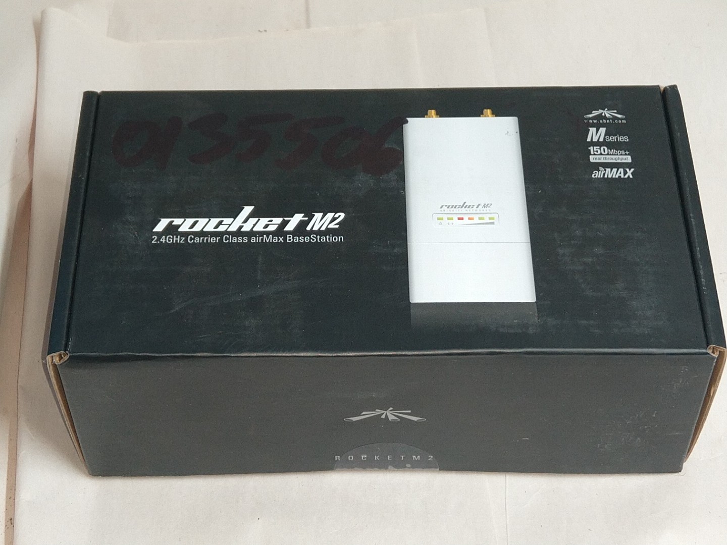 NEW SEALED Ubiquiti Rocket M2, 2.4 ghz Carrier Class airMax Basestation US