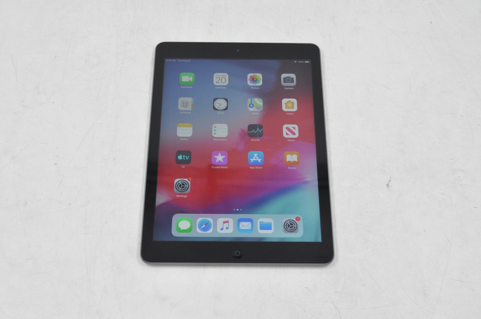 Apple iPad A1475 128GB #3073