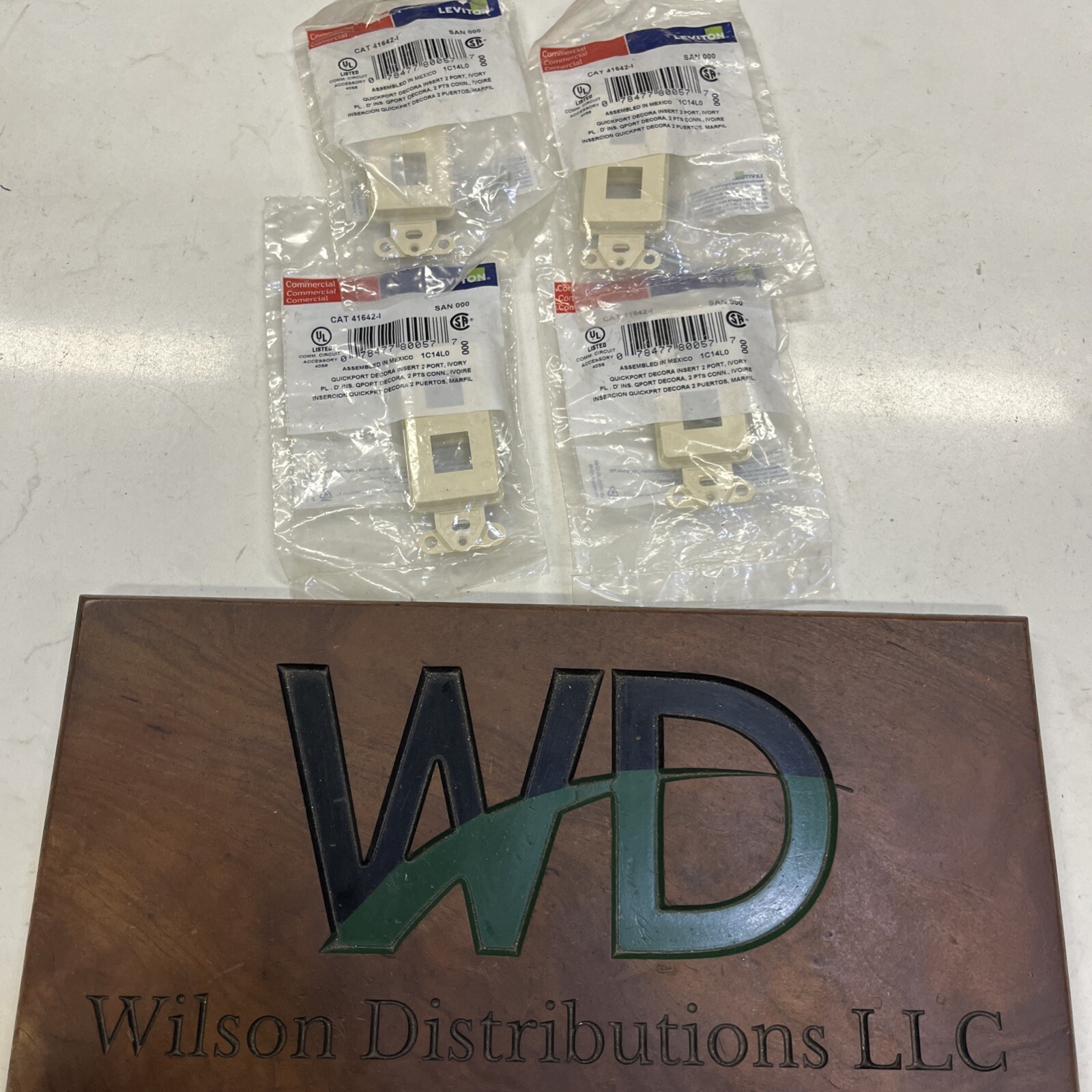 LEVITON 41642-I QUICKPORT DECORA INSERT 2 PORT WHITE LOT OF 4