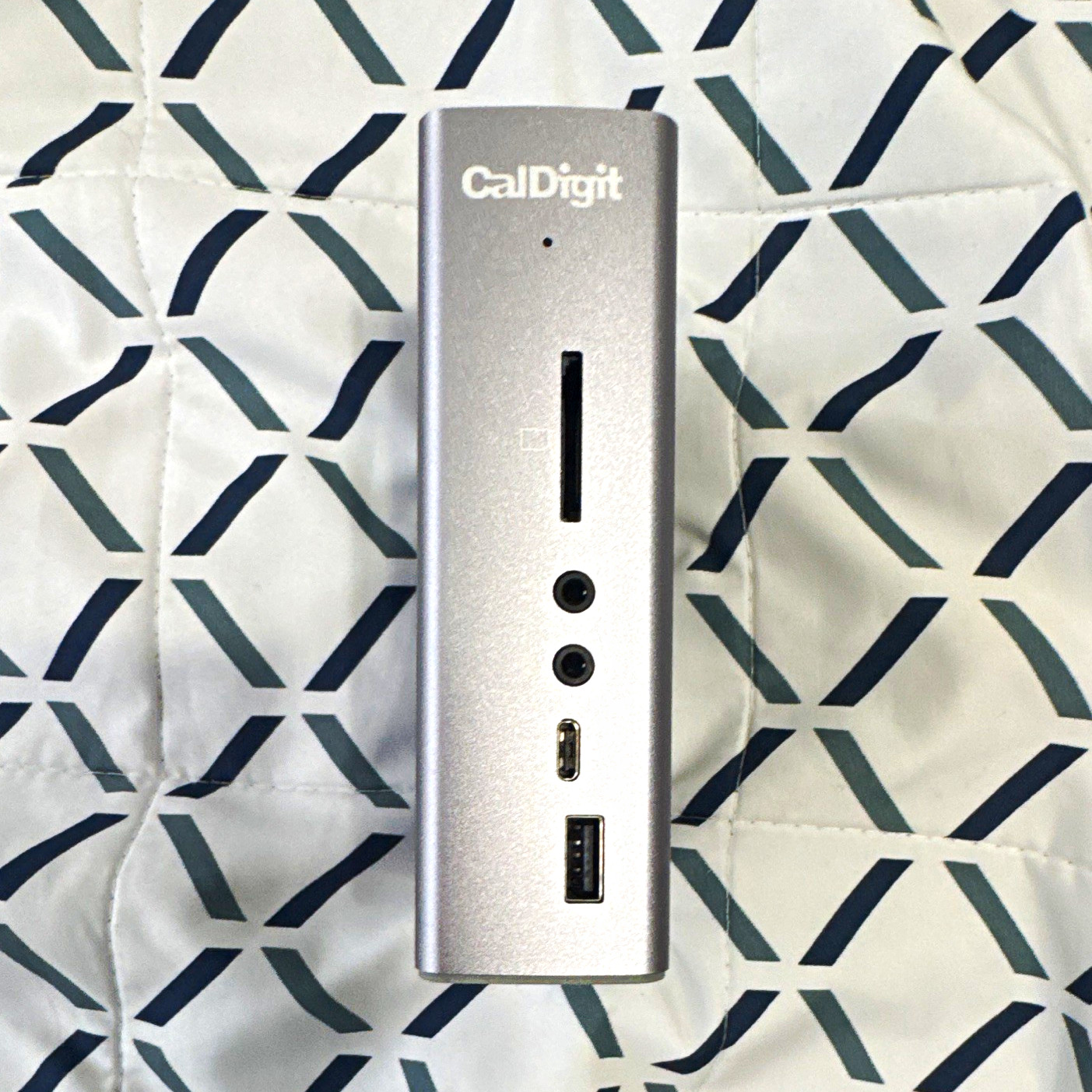 CalDigit TS3 Plus Thunderbolt 3 Dock Silver USB-C USB 3.0 Ethernet Card Reader