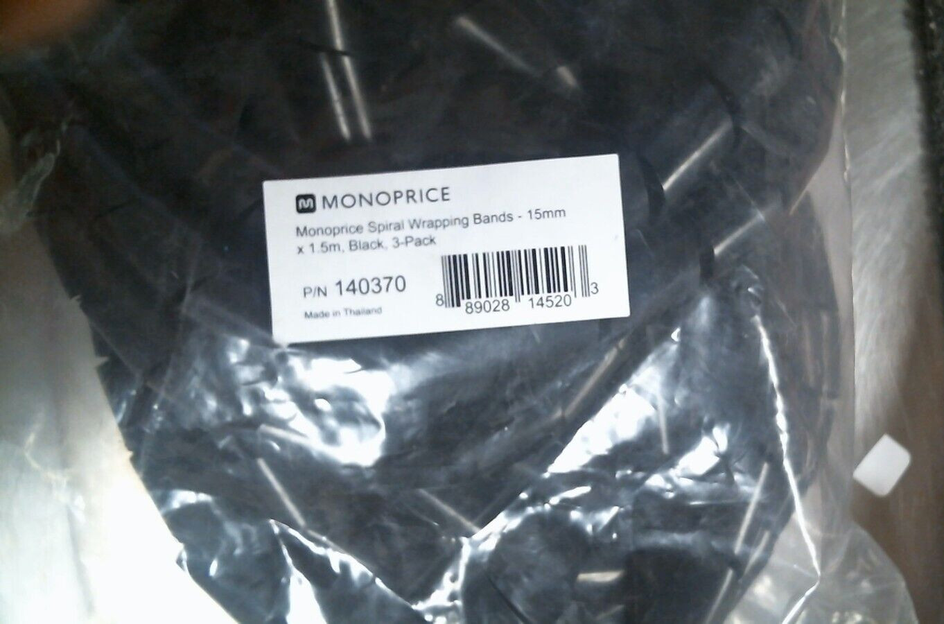 MONOPRICE (3 PK) 20mm x 1.5m Spiral Wrapping Bands, Black. 140370