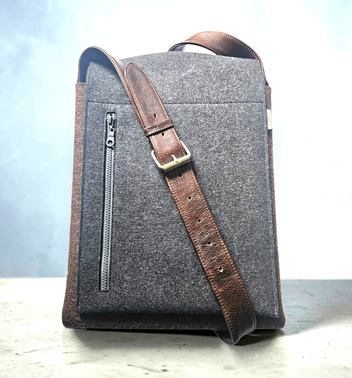 Graf & Lantz Grey/Brown Marino Wool Felt Messenger Crossbody Bag Leather Strap