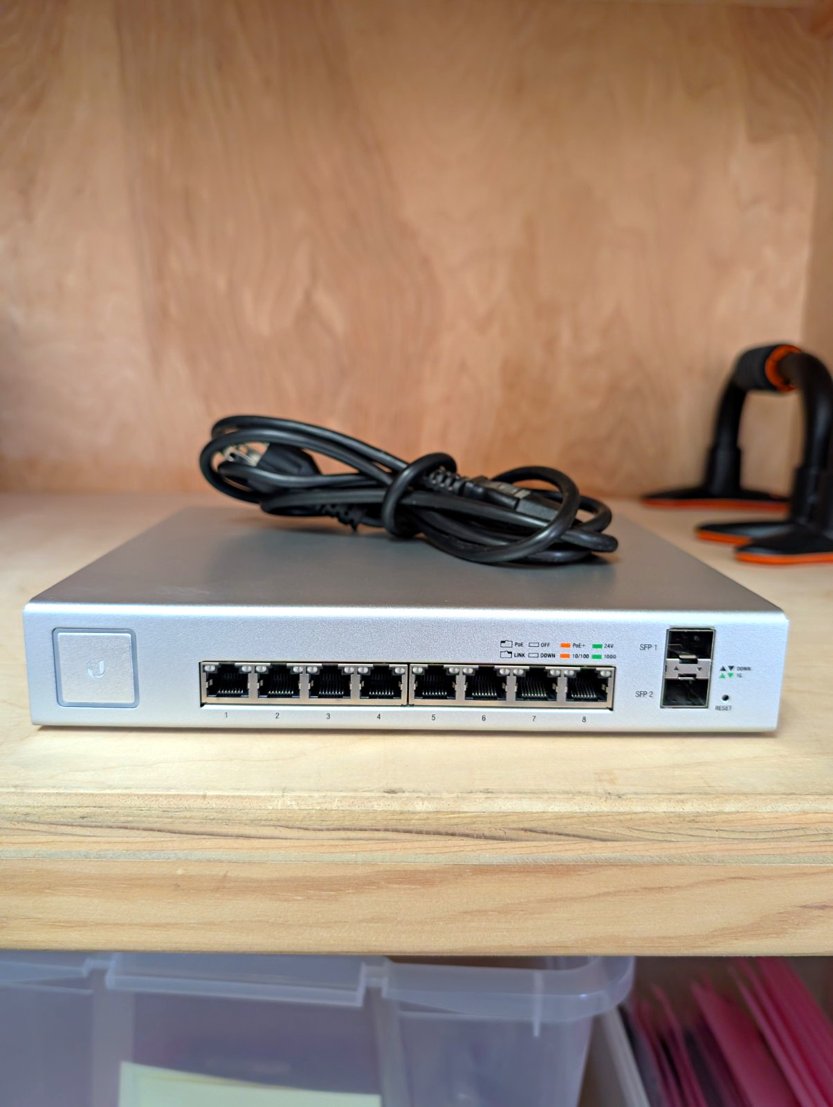 Ubiquiti UniFi Switch 8 US-8-150W 8-Port Gigabit Managed Layer 2 SFP