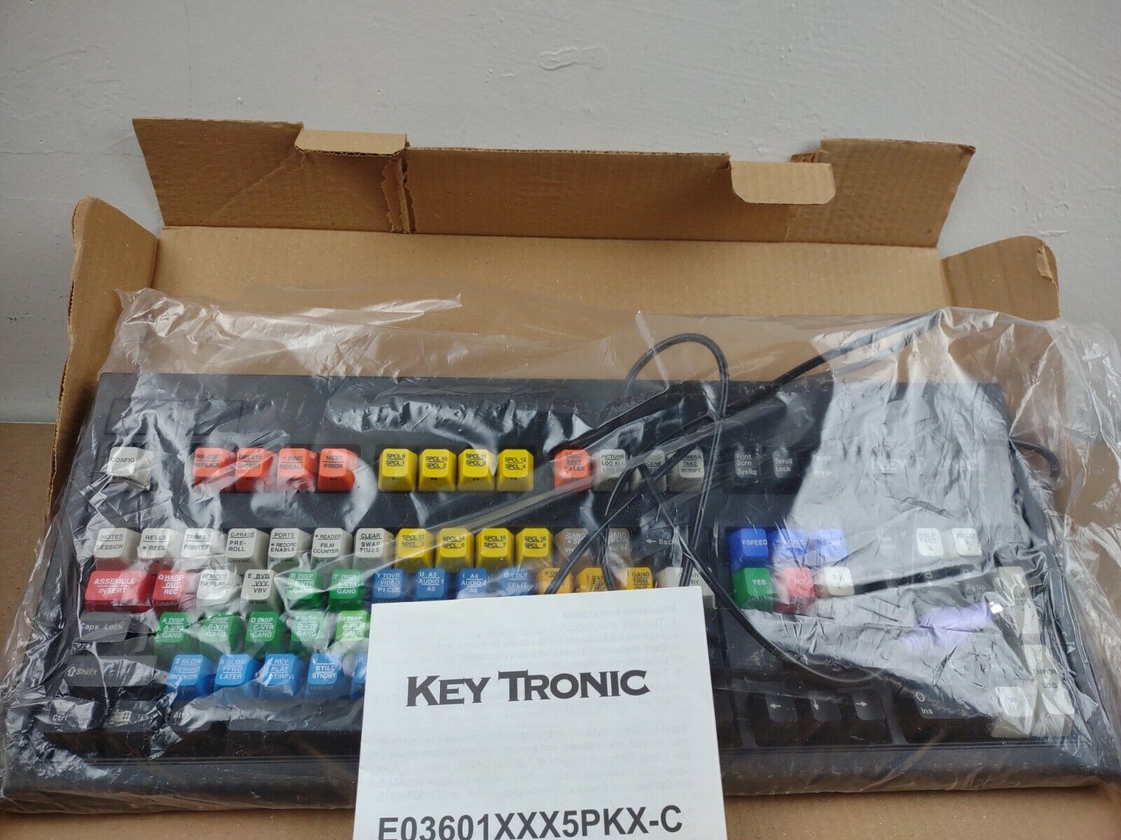 Keytronic E03601PS25PKB-C Wired Keyboard 