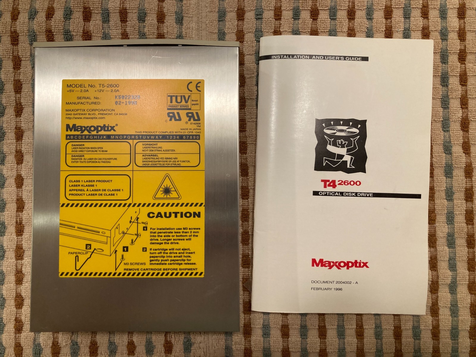 Maxoptix T5-2600 5.25 half-height magneto-optical (MO) SCSI disk drive USED