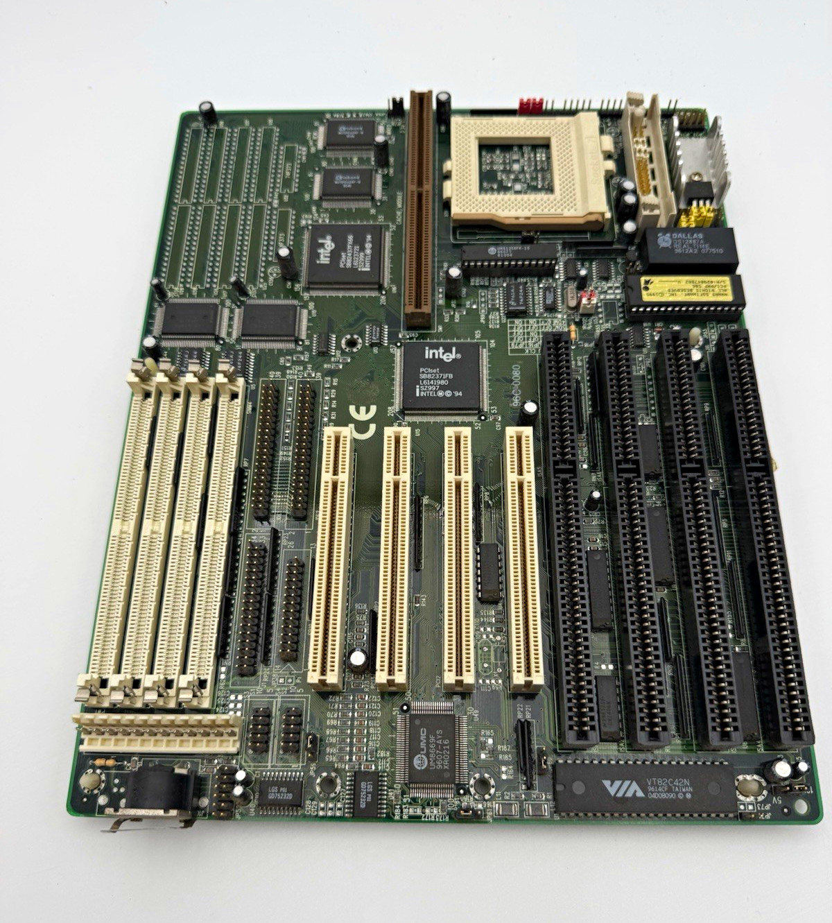 Vintage Socket 7 Motherboard Intel 430FX PCI ISA SIMM Award BIOS Untested