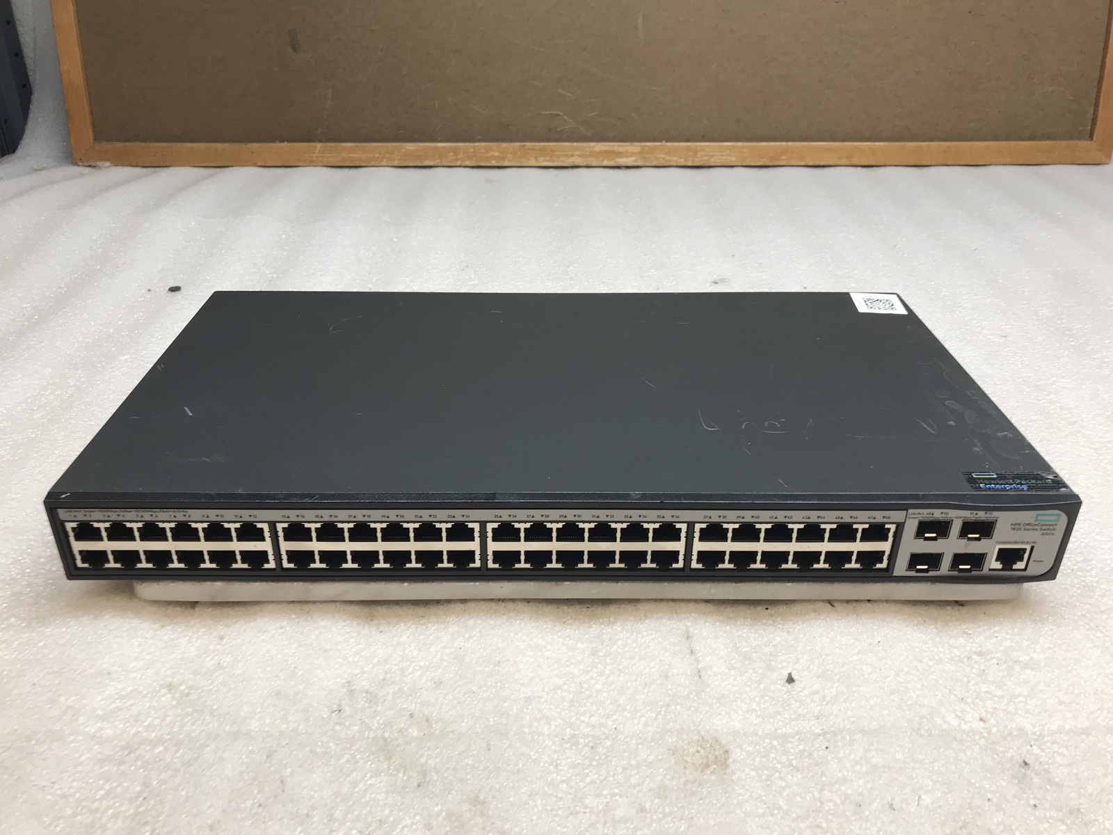 HP JG927A 1920-48G Gigabit SWITCH - JG927-61001, JG927-61101