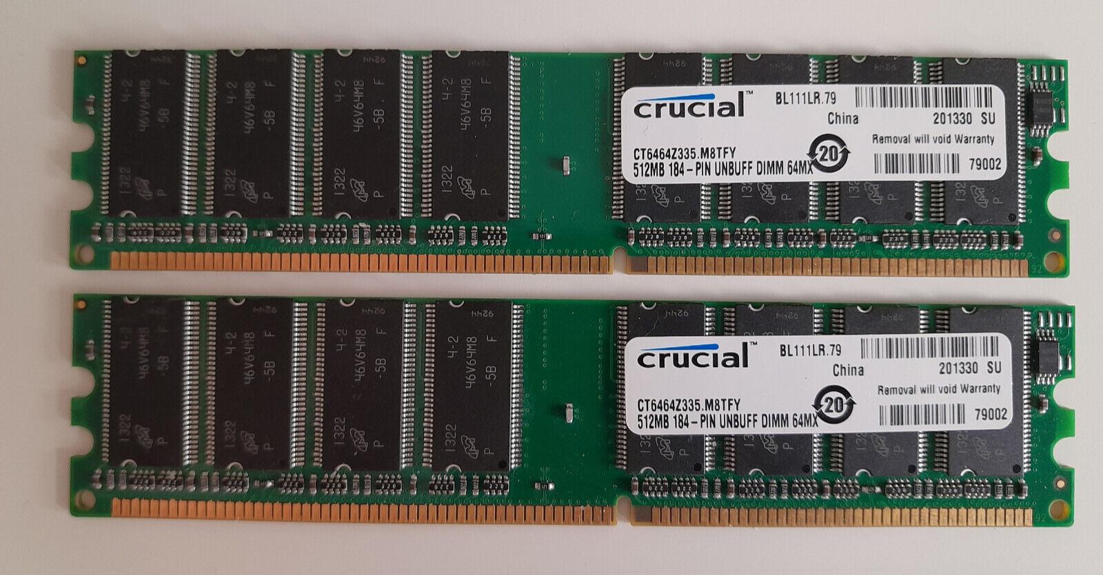 Crucial CT6464Z335.M8TFY 2x512MB (1GB) DDR1-333 RAM