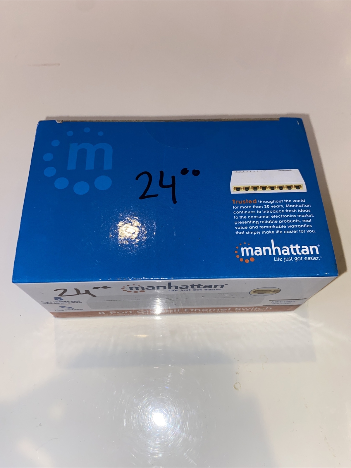 Manhattan 560702 8-Port Gigabit Ethernet Switch New Sealed
