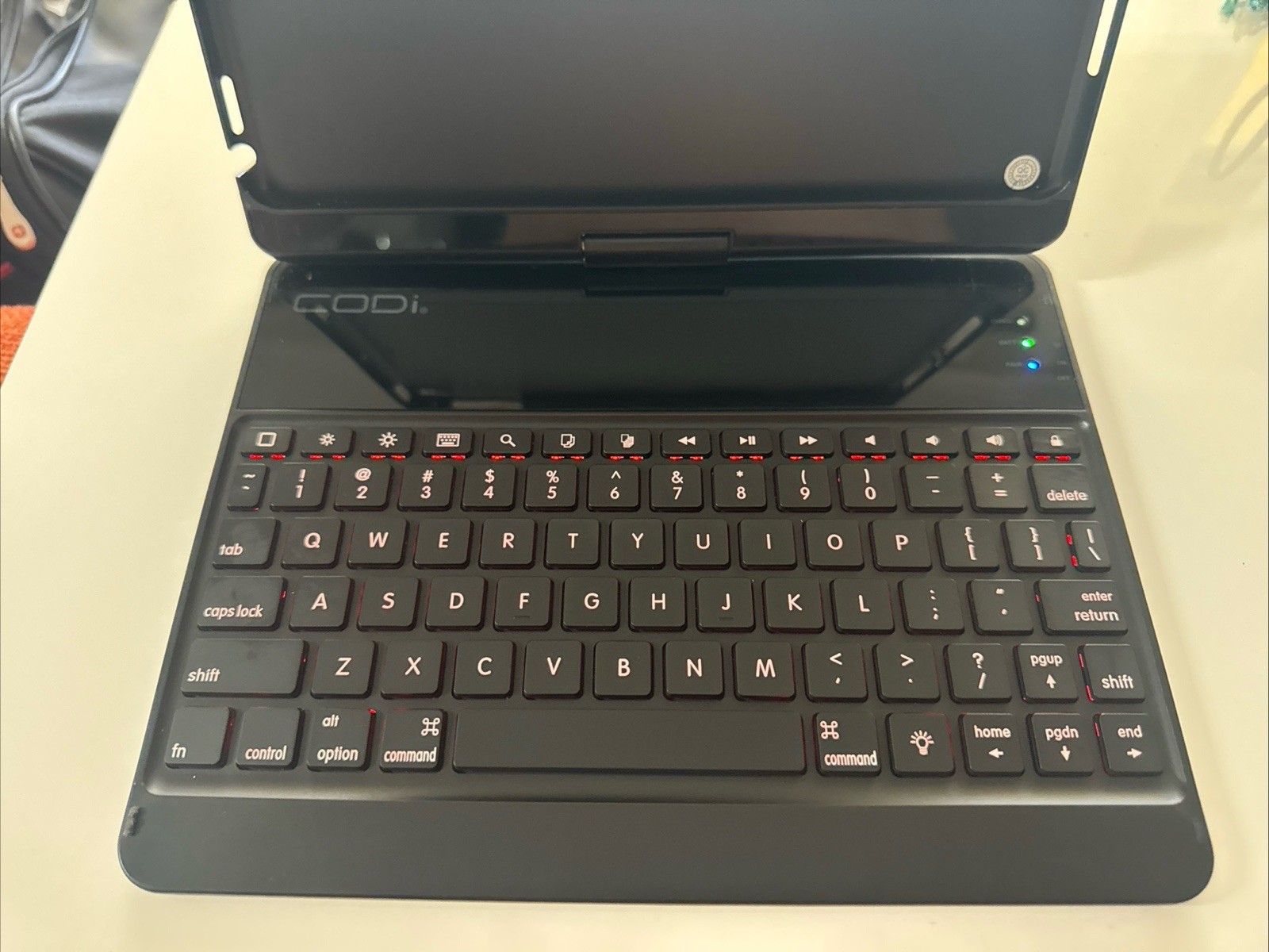 Codi Bluetooth Keyboard Case for IPad - Model: C3078503 / 