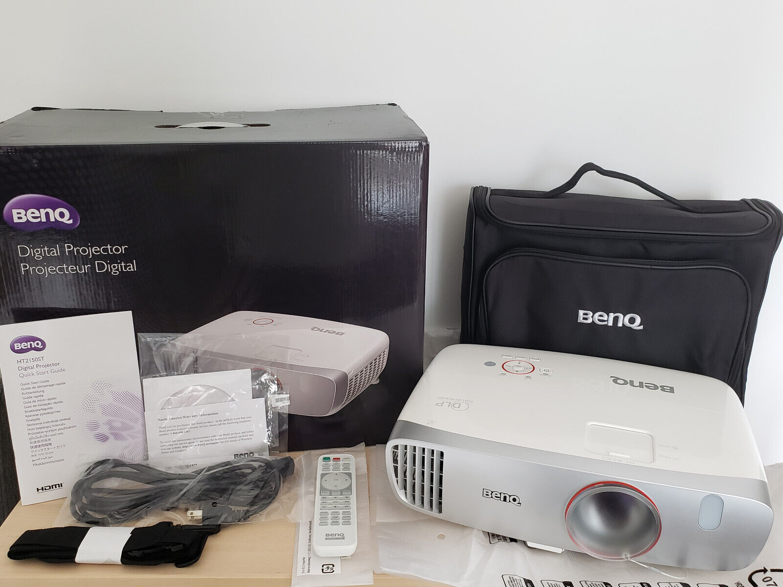 BenQ HT2150ST 1080P Short Throw Projector; 2200 Lumens - with box and acc.