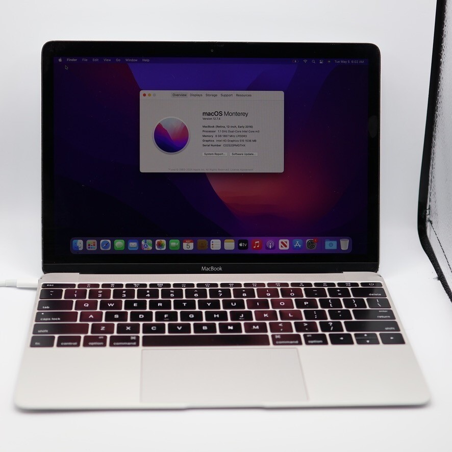 Apple Macbook A1534 Intel m3 Skylake 6th Gen 12" Silver