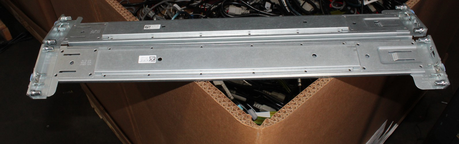 Dell 07WJ8N 0JRJ9P B9 2U Static Rack Rail Kit Left Right