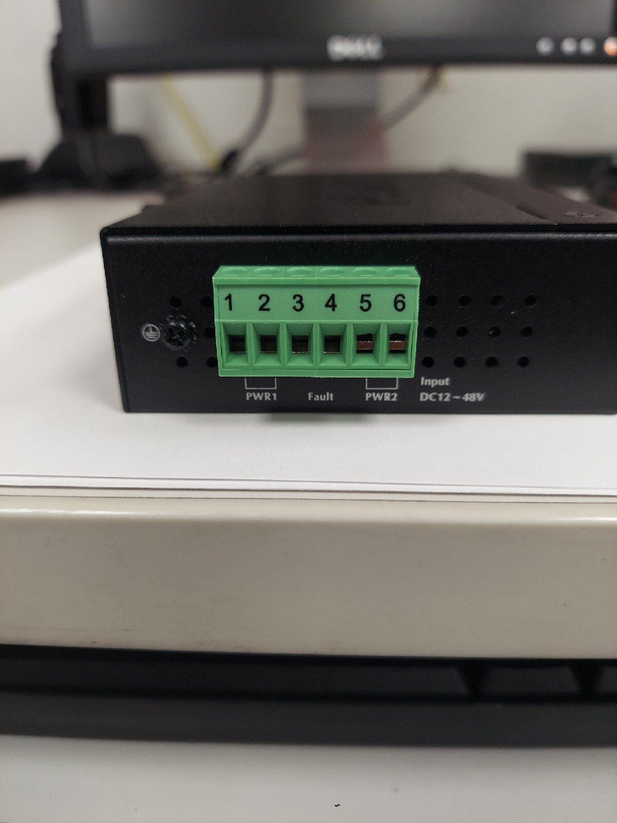 Planet IGS-801T V2 8-Port Gigabit Industrial Managed Layer 2 Switch / Dual Power