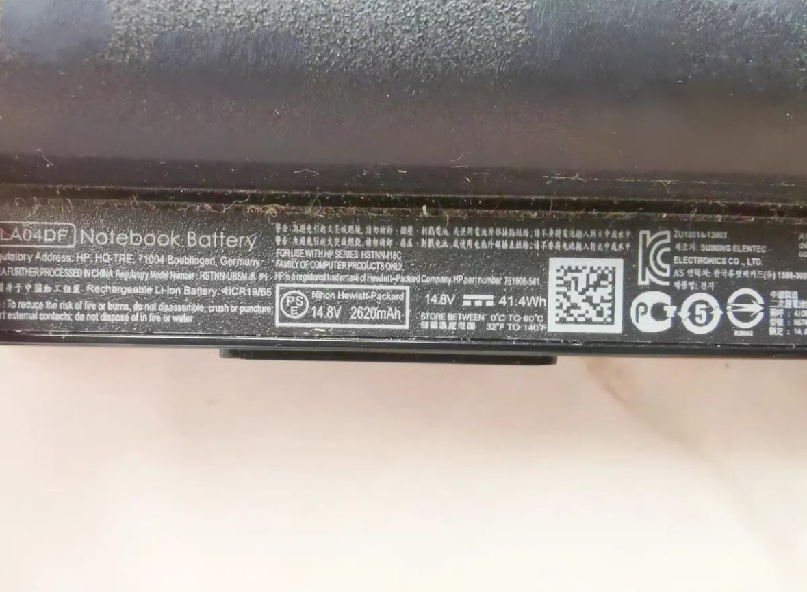Genuine OEM LA04 For HP Spare Battery 776622-001 728460-001 752237-001 15-1272wm
