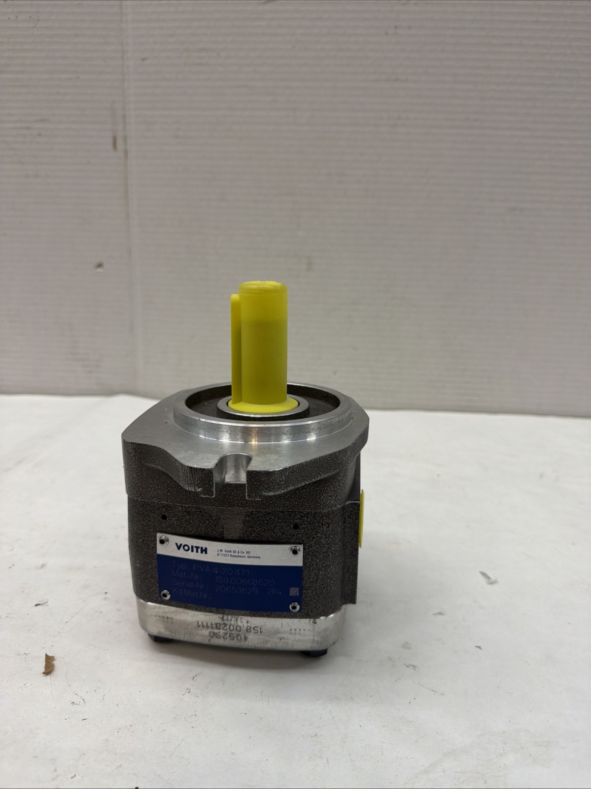 1PCS NEW VOITH IPVA4-20471 Gear Oil Pump