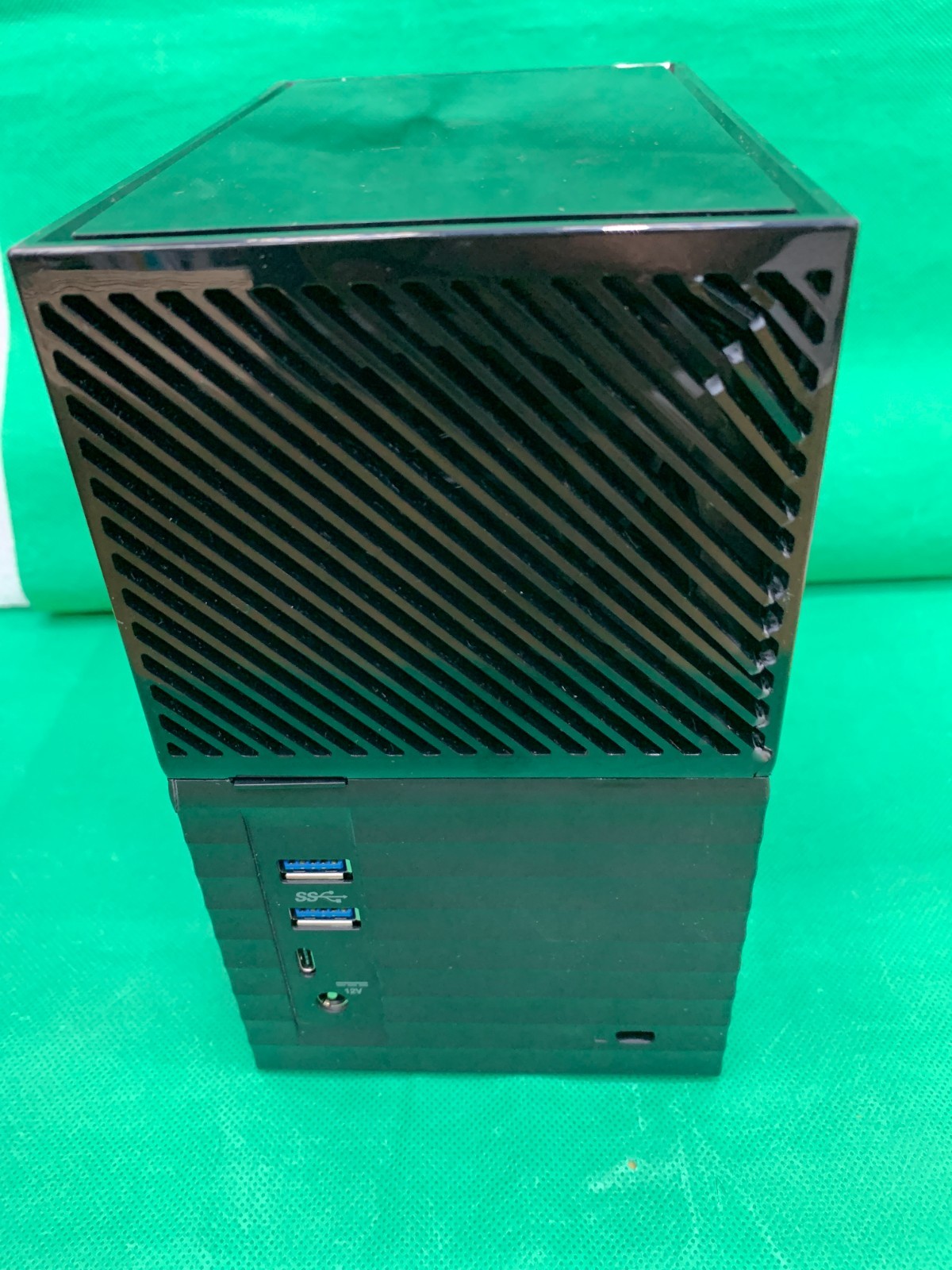 WD My Book Duo 28 TB Desktop RAID External HDD (WDBFBE0280JBK) * FOR PARTS*