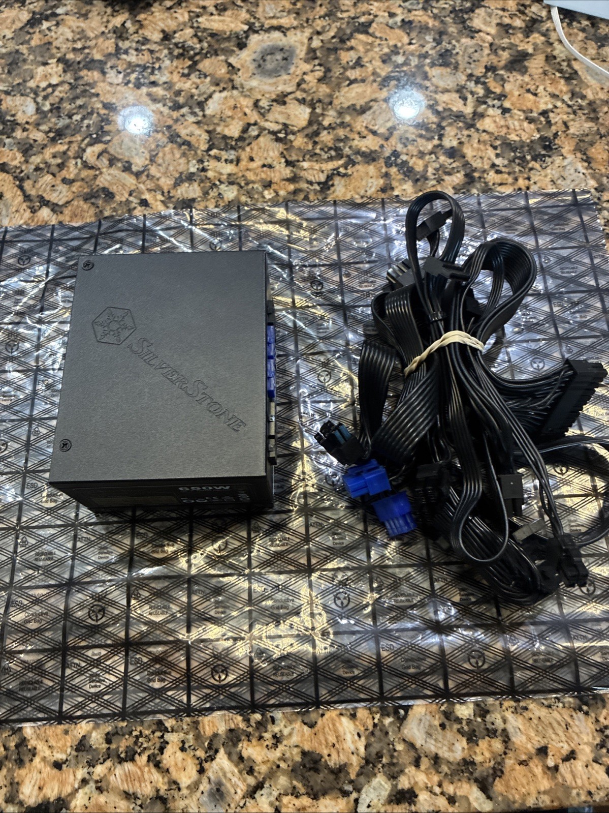 SilverStone SST-SX650-G 650W SFX SFF ITX Form Factor Power Supply PSU W/ Cables