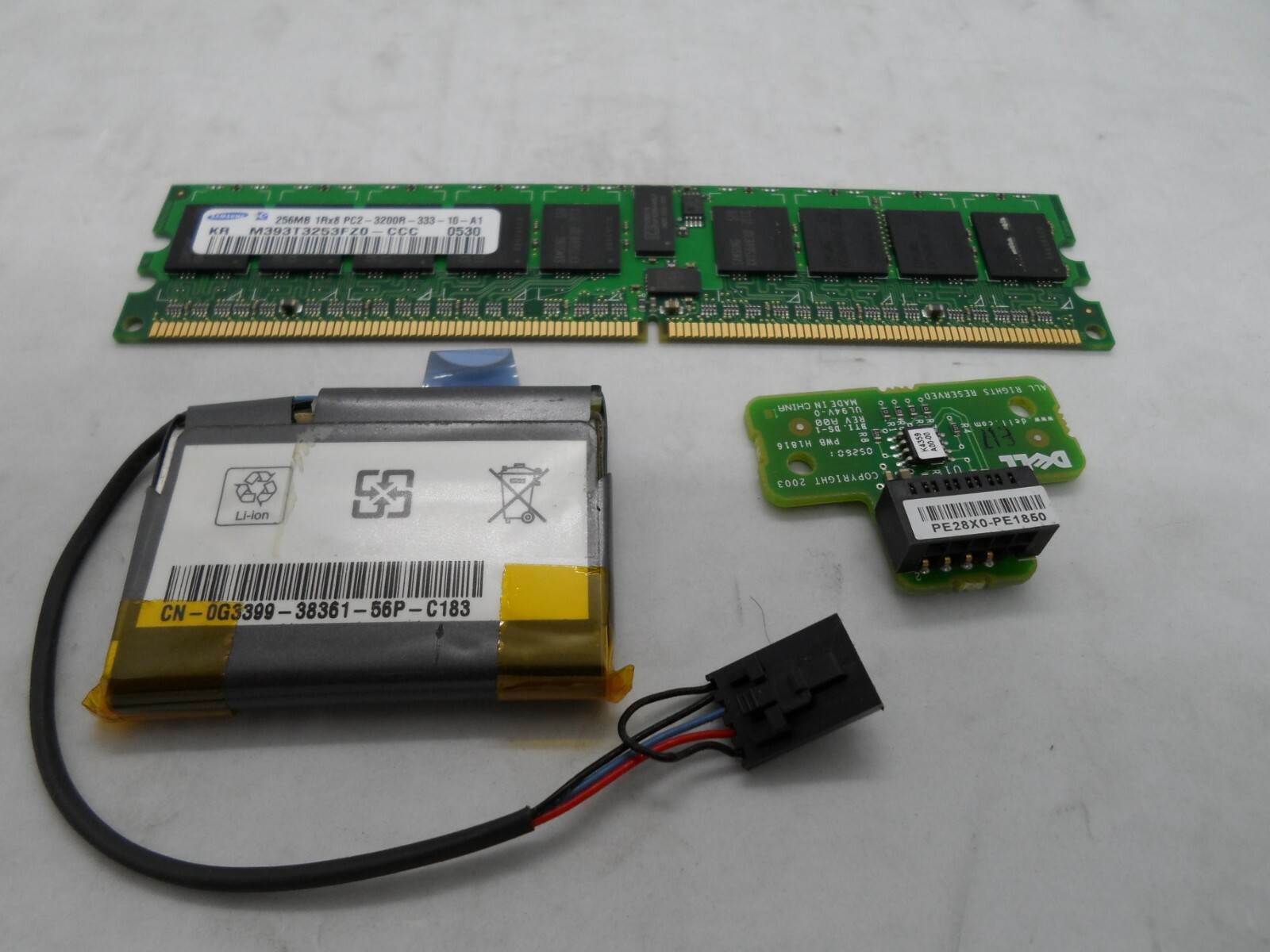 DELL H1813 PE28X0-PE1850 G3399 X6347 PERC4E 2850 256MB RAID KEY BATTERY RAM