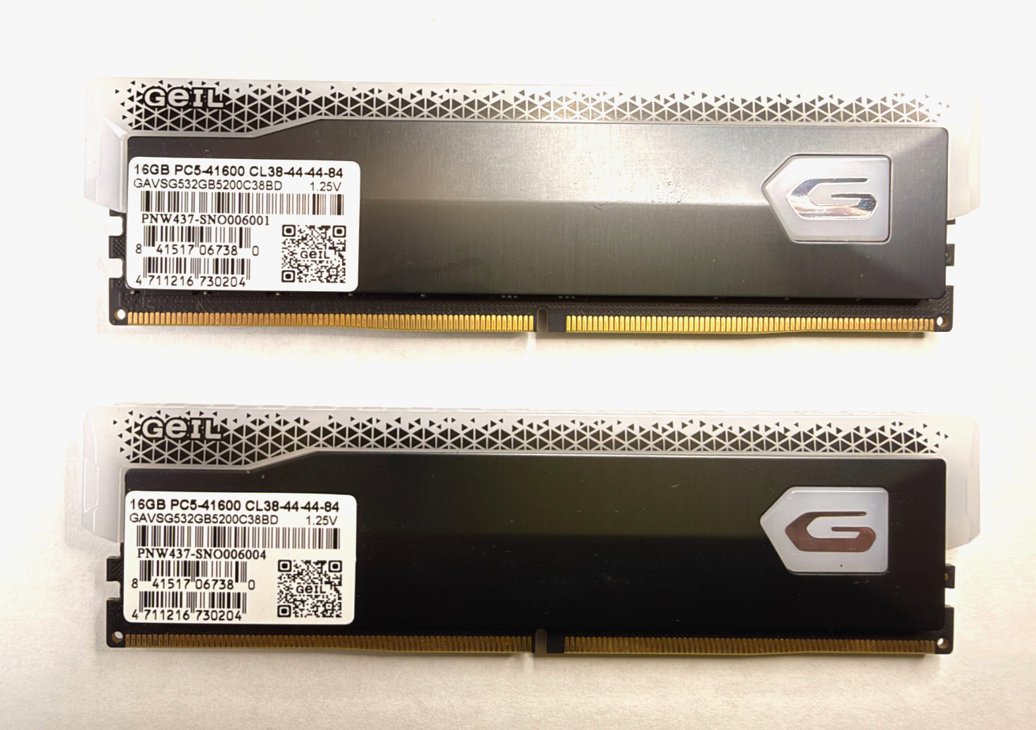 32GB 2x16GB Geil DDR5-5200 RAM Memory Desktop UDIMM (GAVSG532GB5200C38BD)